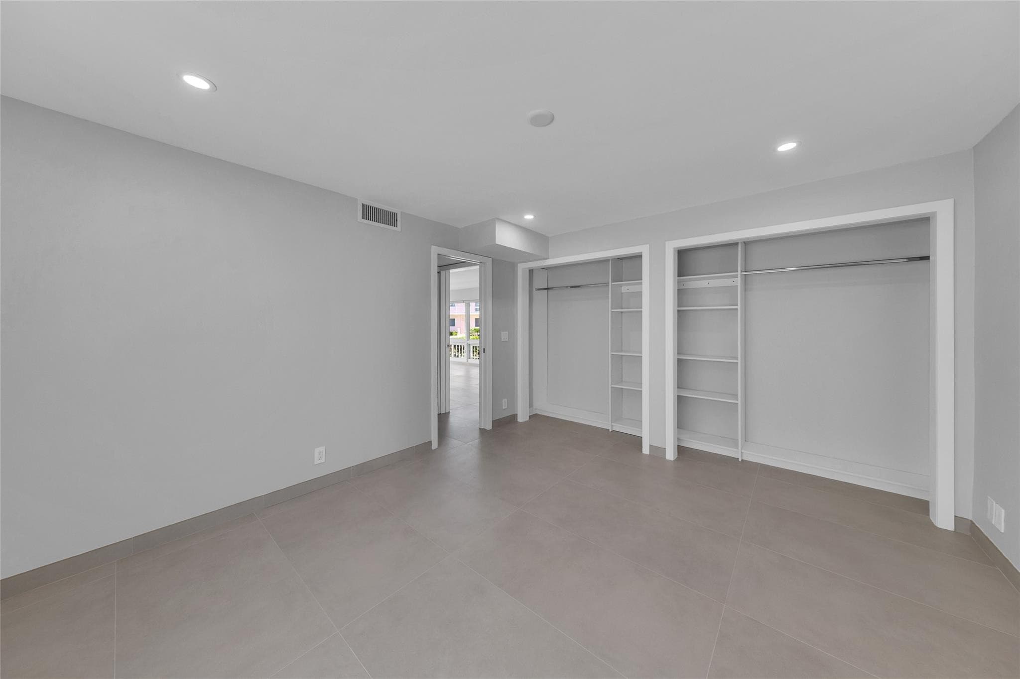 1922 S Ocean Lane 10, Fort Lauderdale, FL 33316 — photo 34 of 49