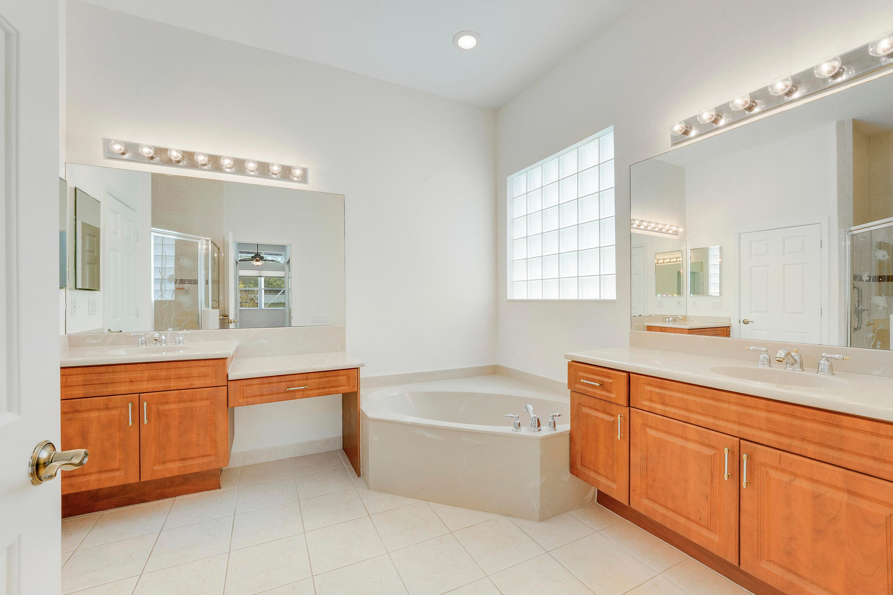 9486 Vercelli Street, Lake Worth, FL 33467 — photo 32 of 73