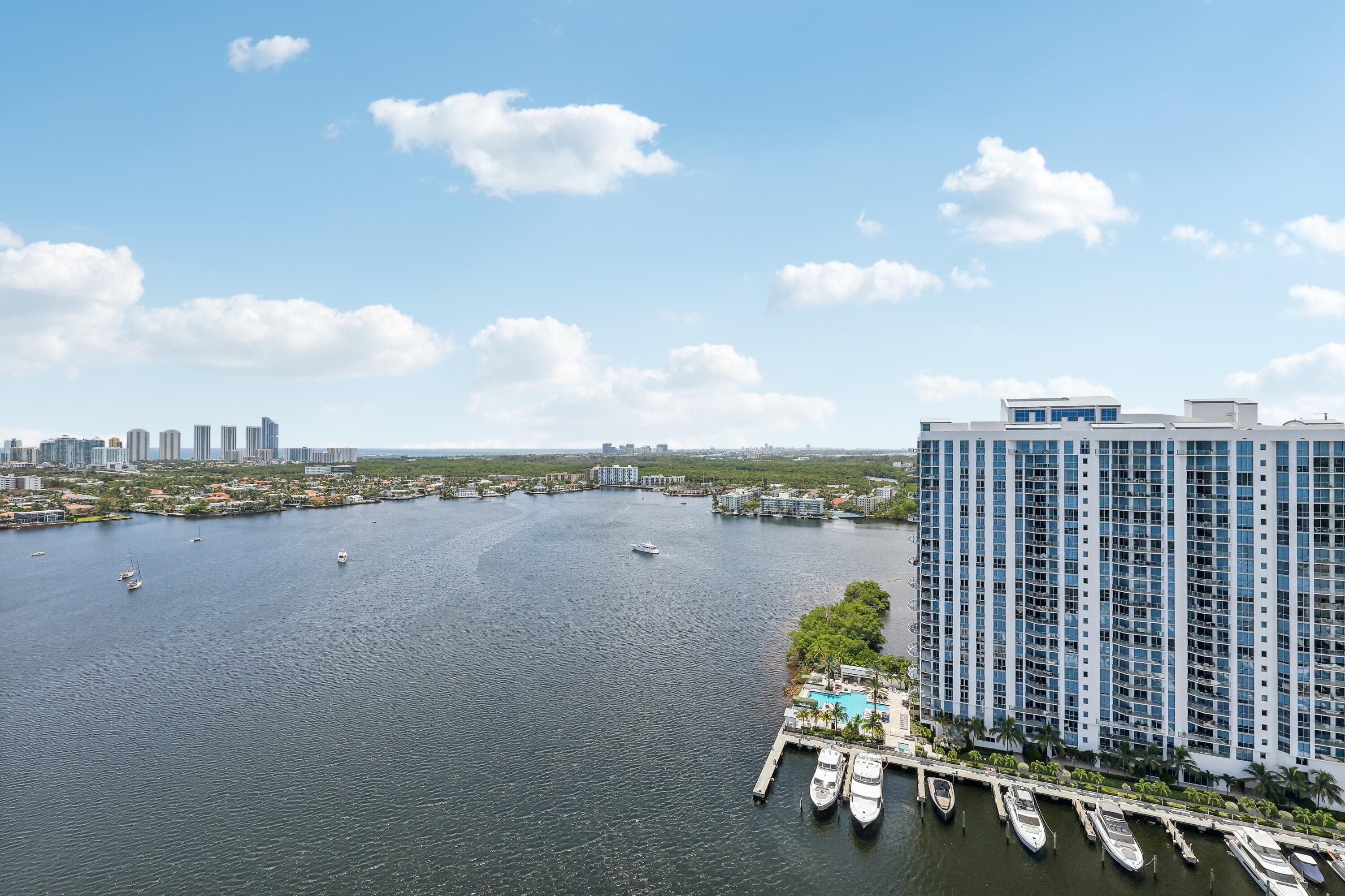17301 Biscayne Boulevard Ph-7, North Miami Beach, FL 33160 — photo 9 of 64