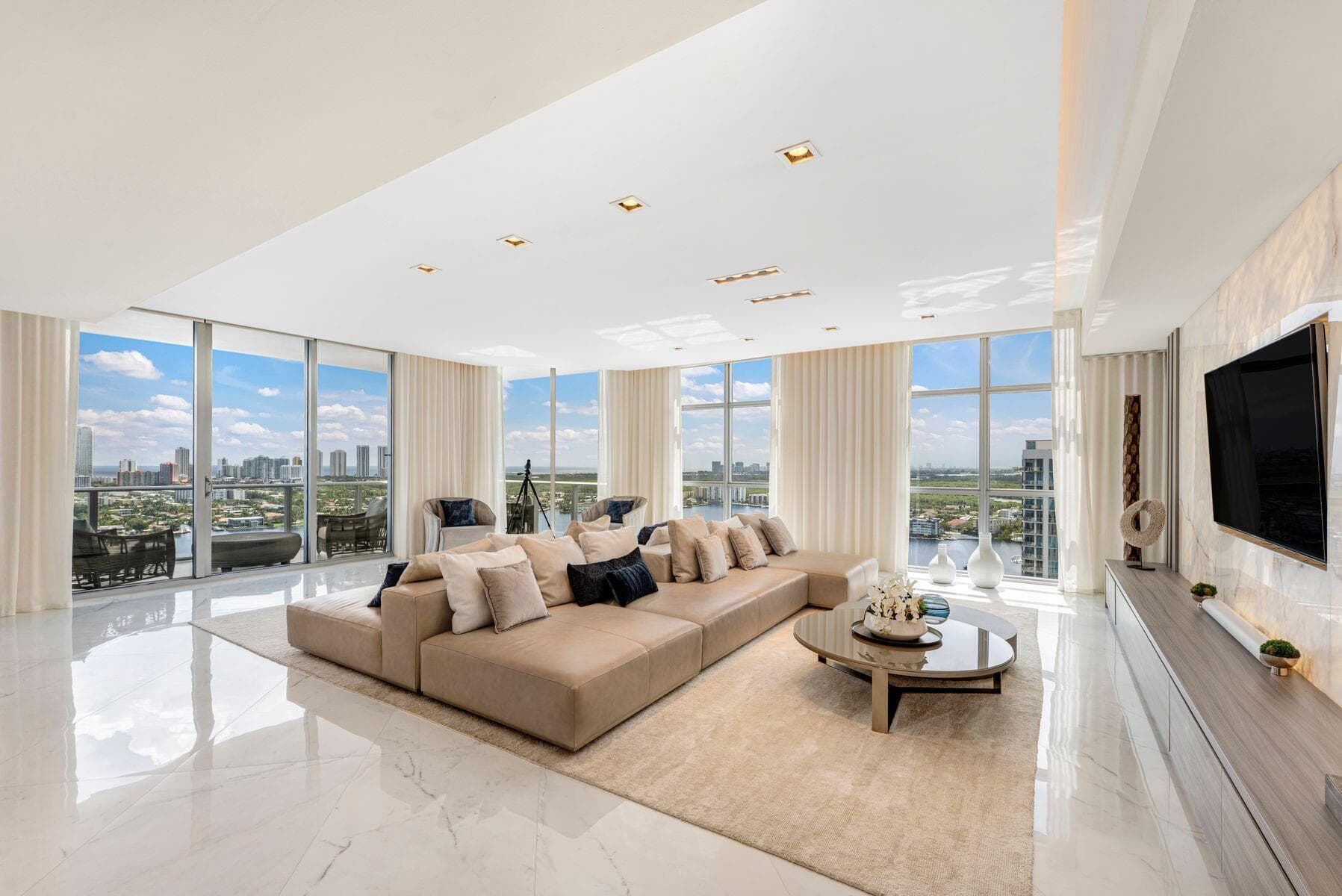 17301 Biscayne Boulevard Ph-7, North Miami Beach, FL 33160 — photo 1 of 64