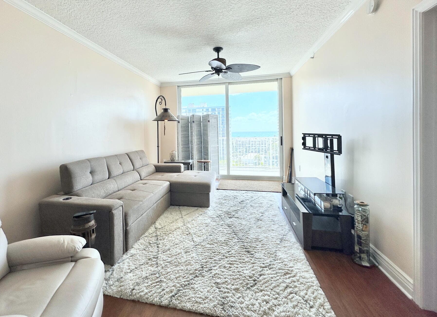 3020 NE 32nd Avenue 1003, Fort Lauderdale, FL 33308 — photo 2 of 33