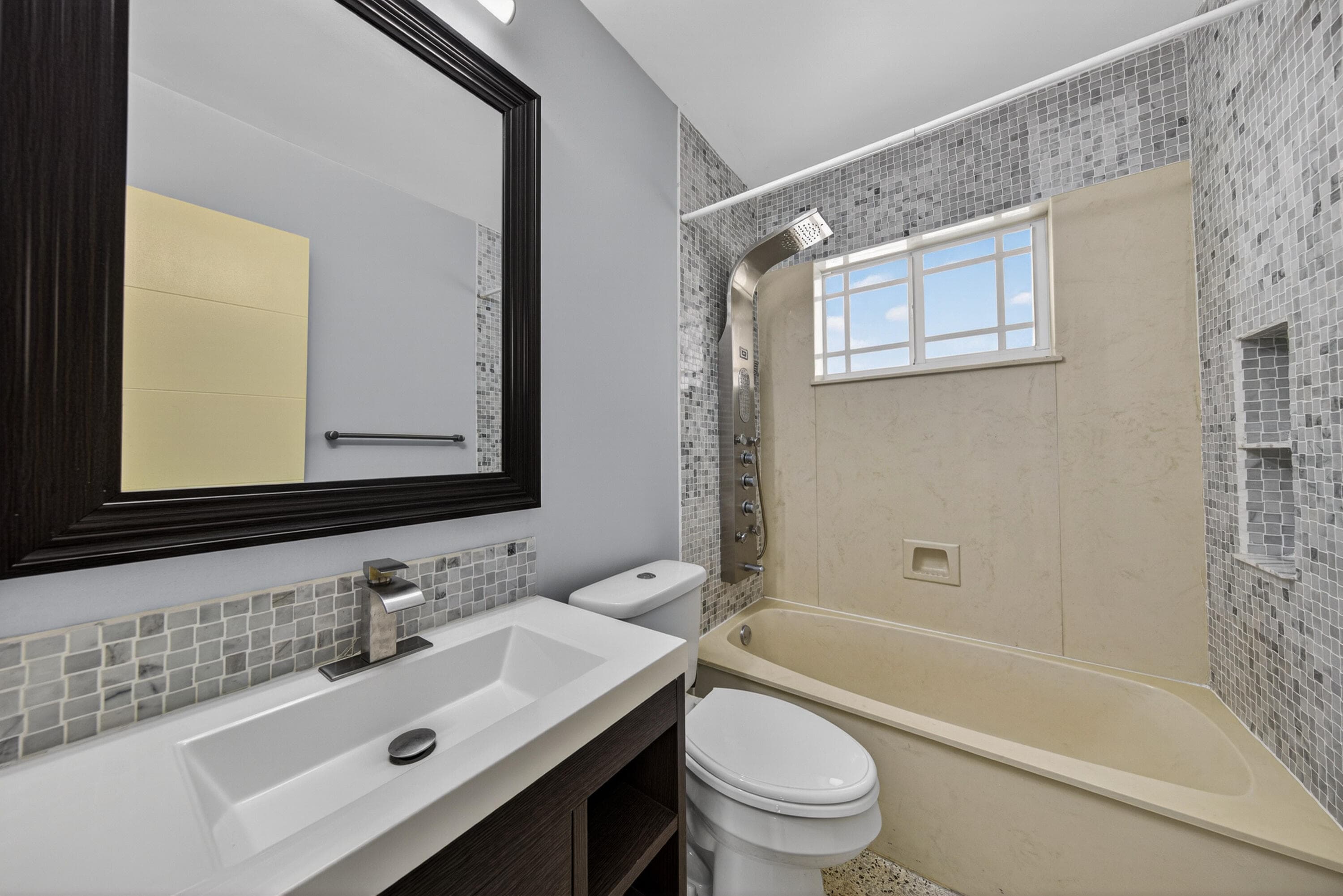 818 NW 28th Court, Wilton Manors, FL 33311 — photo 23 of 46