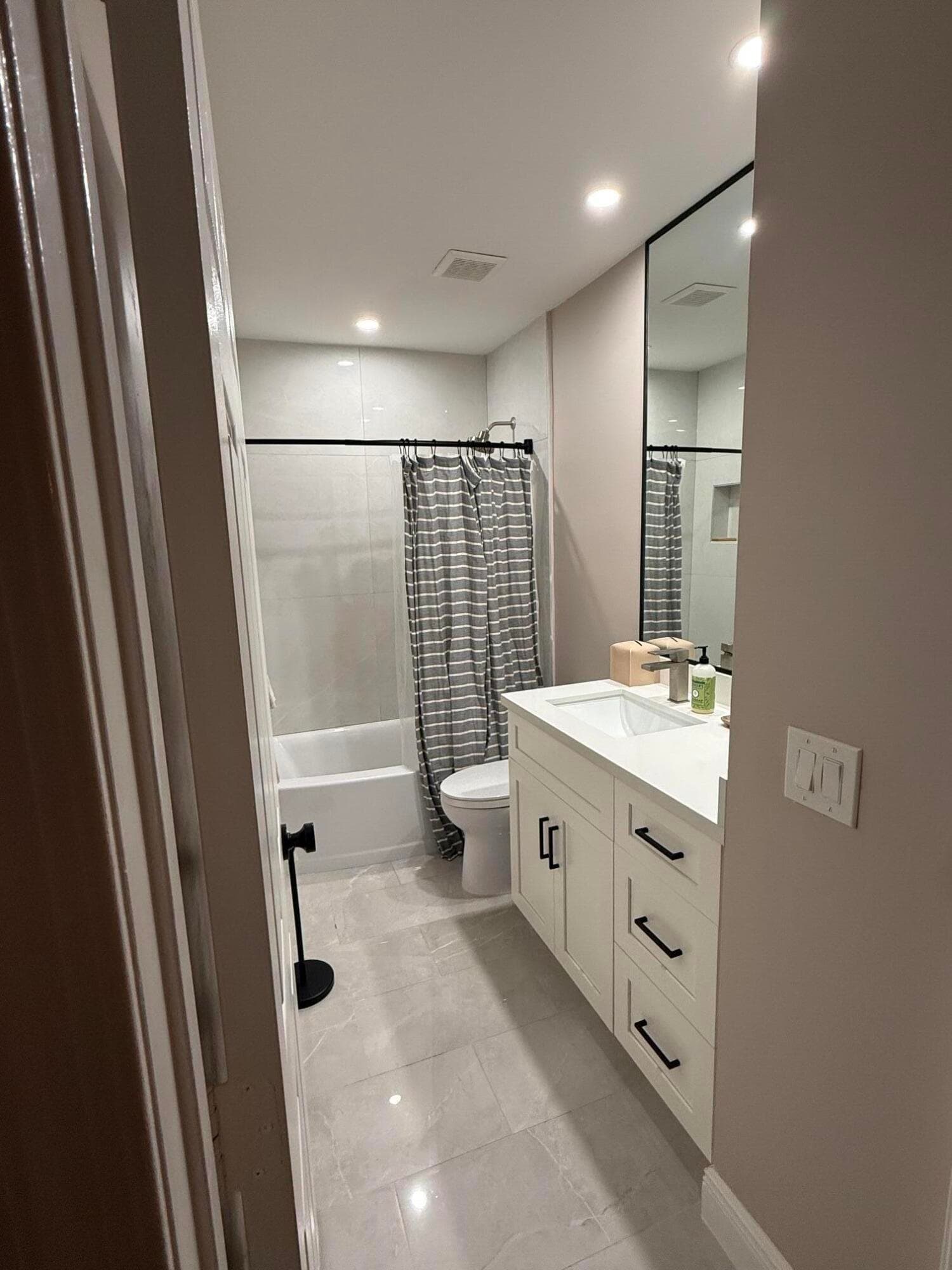 5467 NW 95th Avenue, Sunrise, FL 33351 — photo 20 of 23