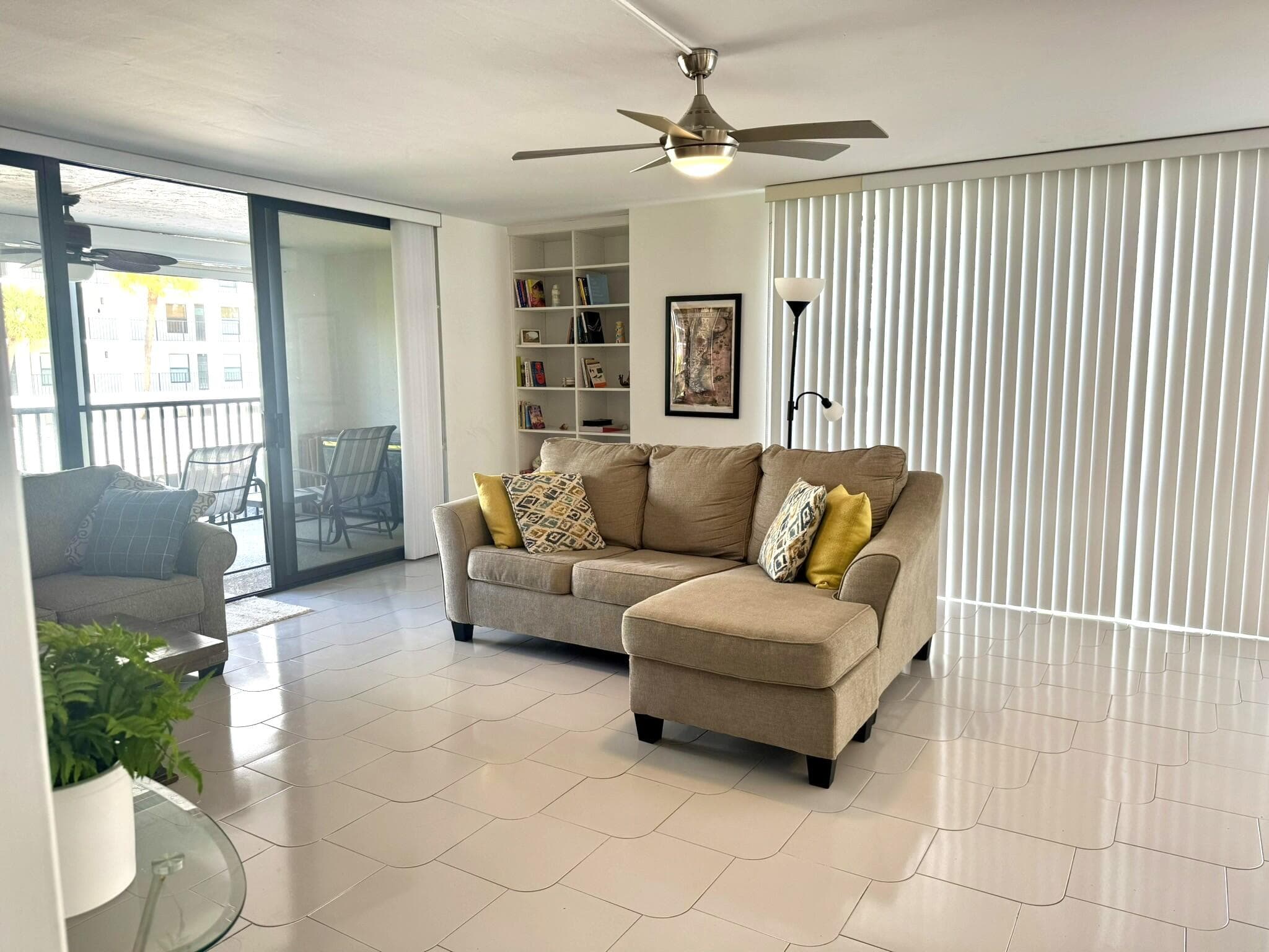 1629 Riverview Road 221, Deerfield Beach, FL 33441 — photo 8 of 31
