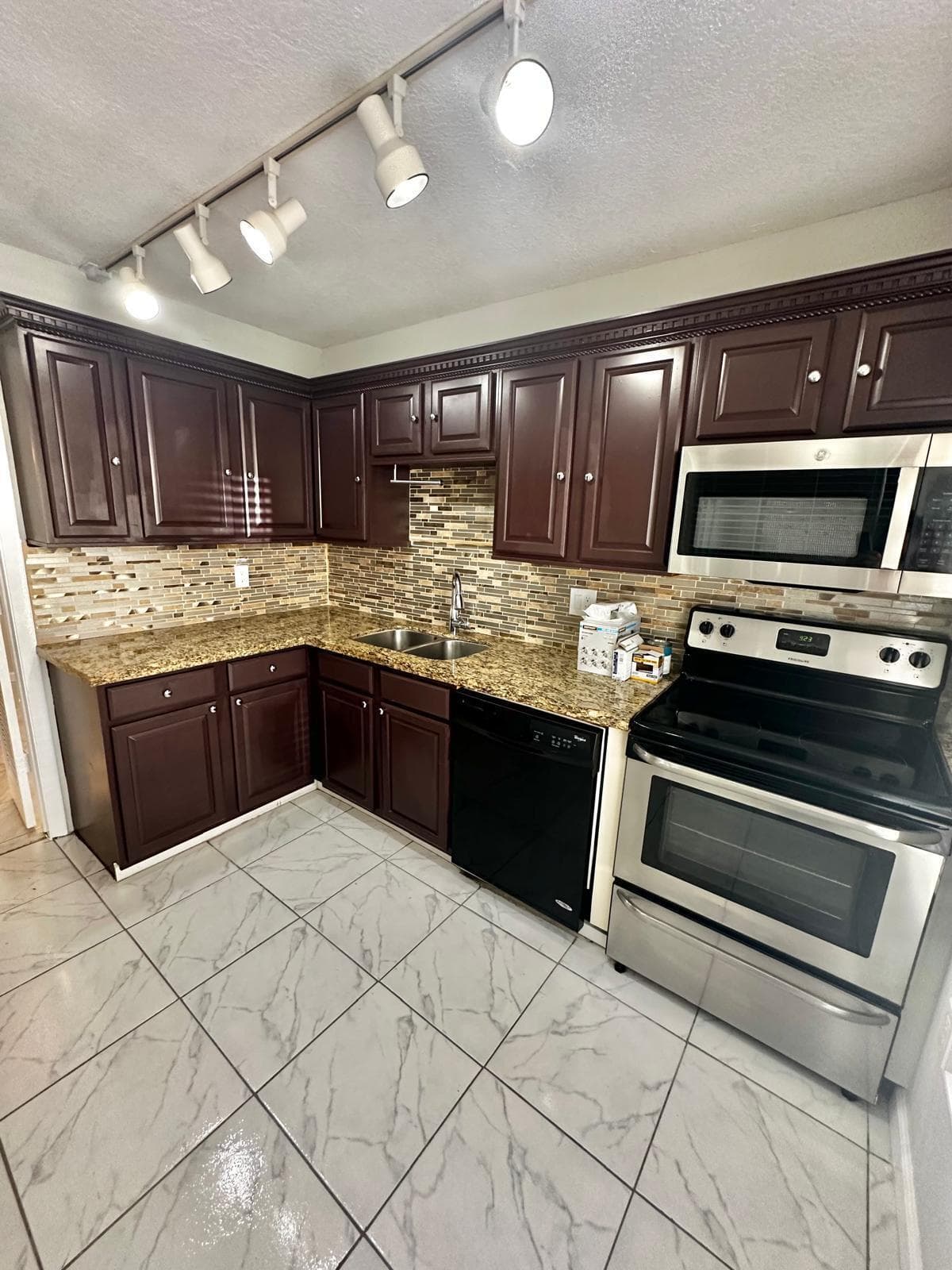 4158 Inverrary Drive 202, Lauderhill, FL 33319 — photo 1 of 20
