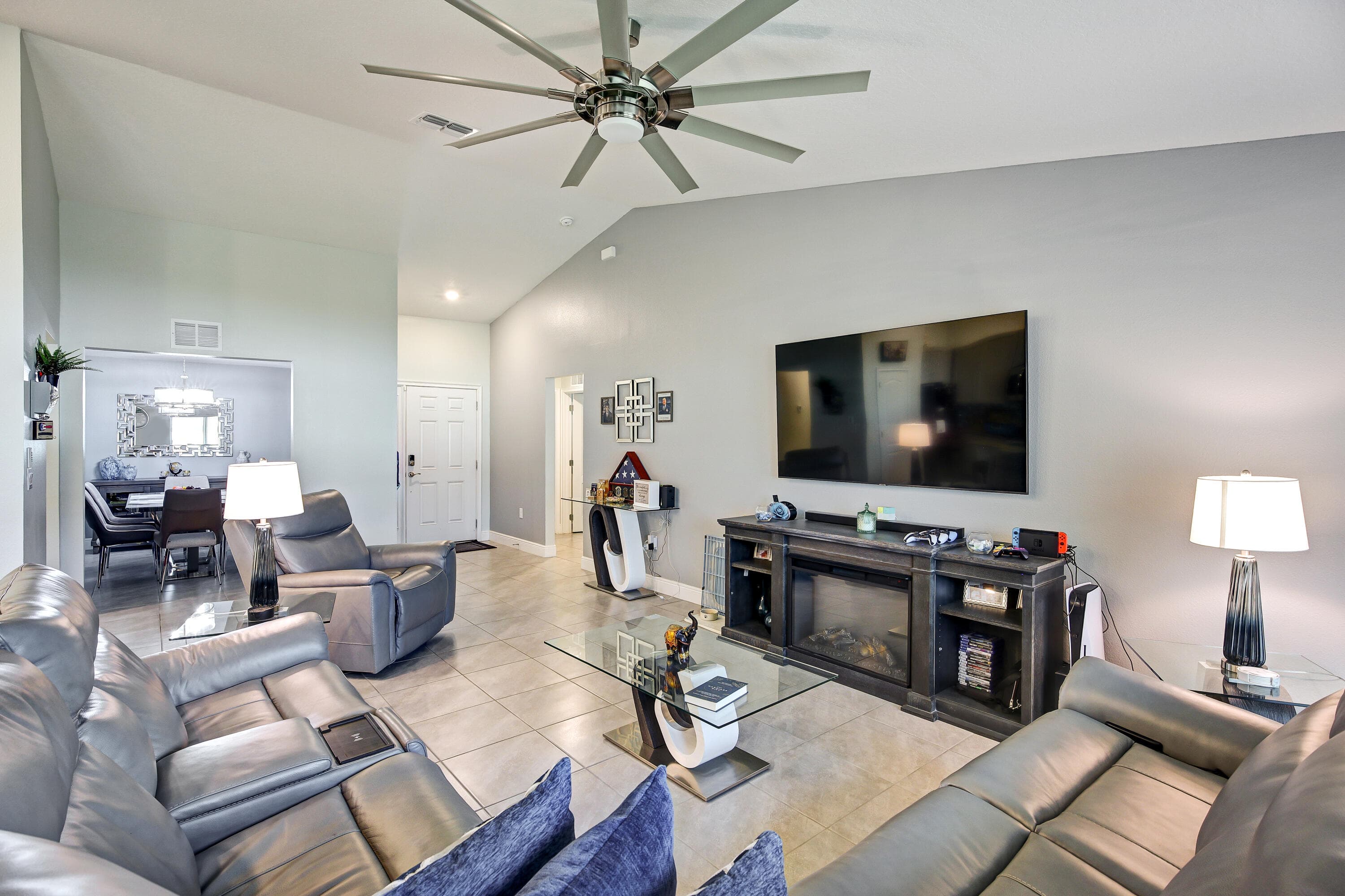 110 Blackpool Way, Kissimmee, FL 34758 — photo 4 of 7