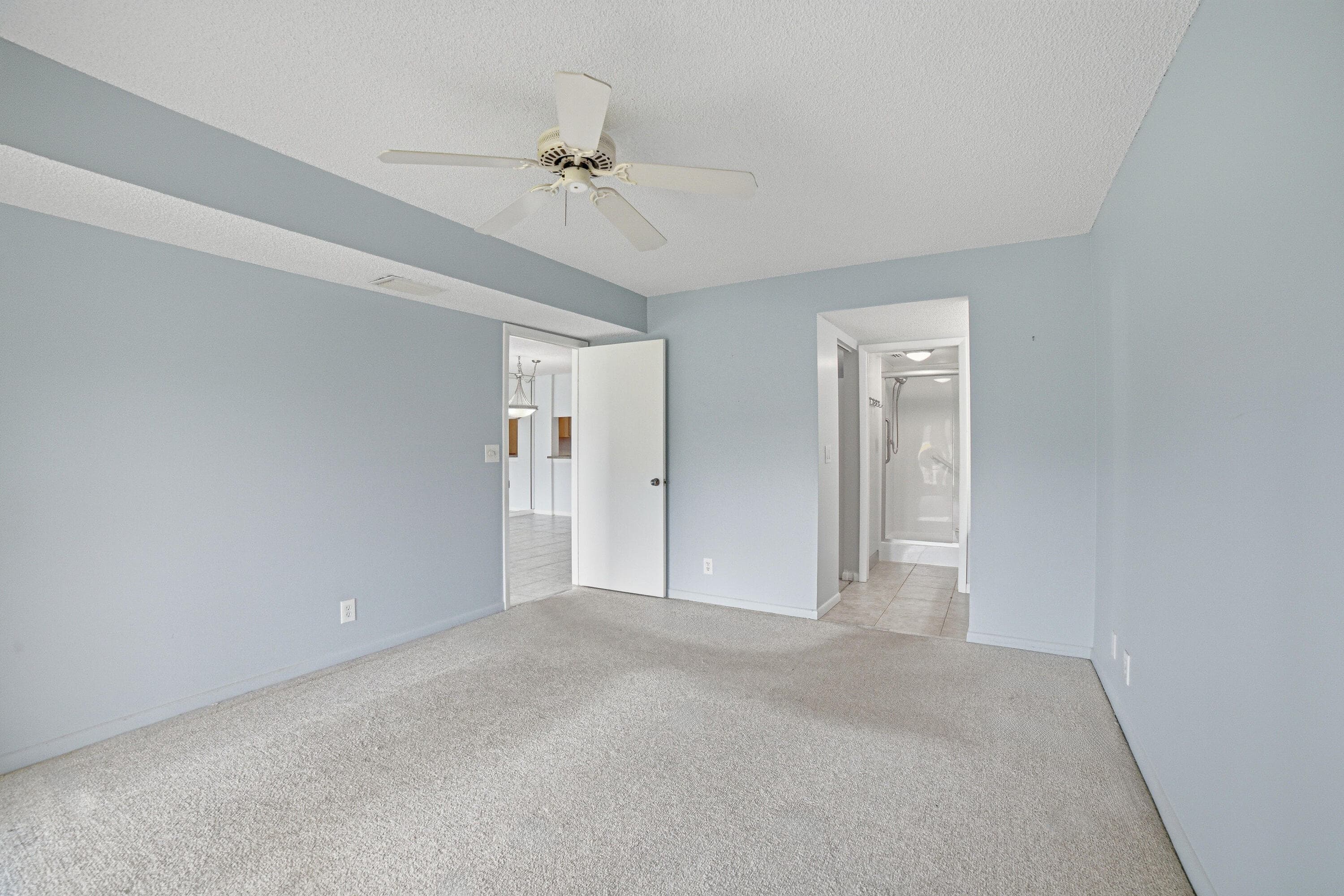 4702 E Lucerne Lakes Blvd Boulevard E 103, Lake Worth, FL 33467 — photo 11 of 30