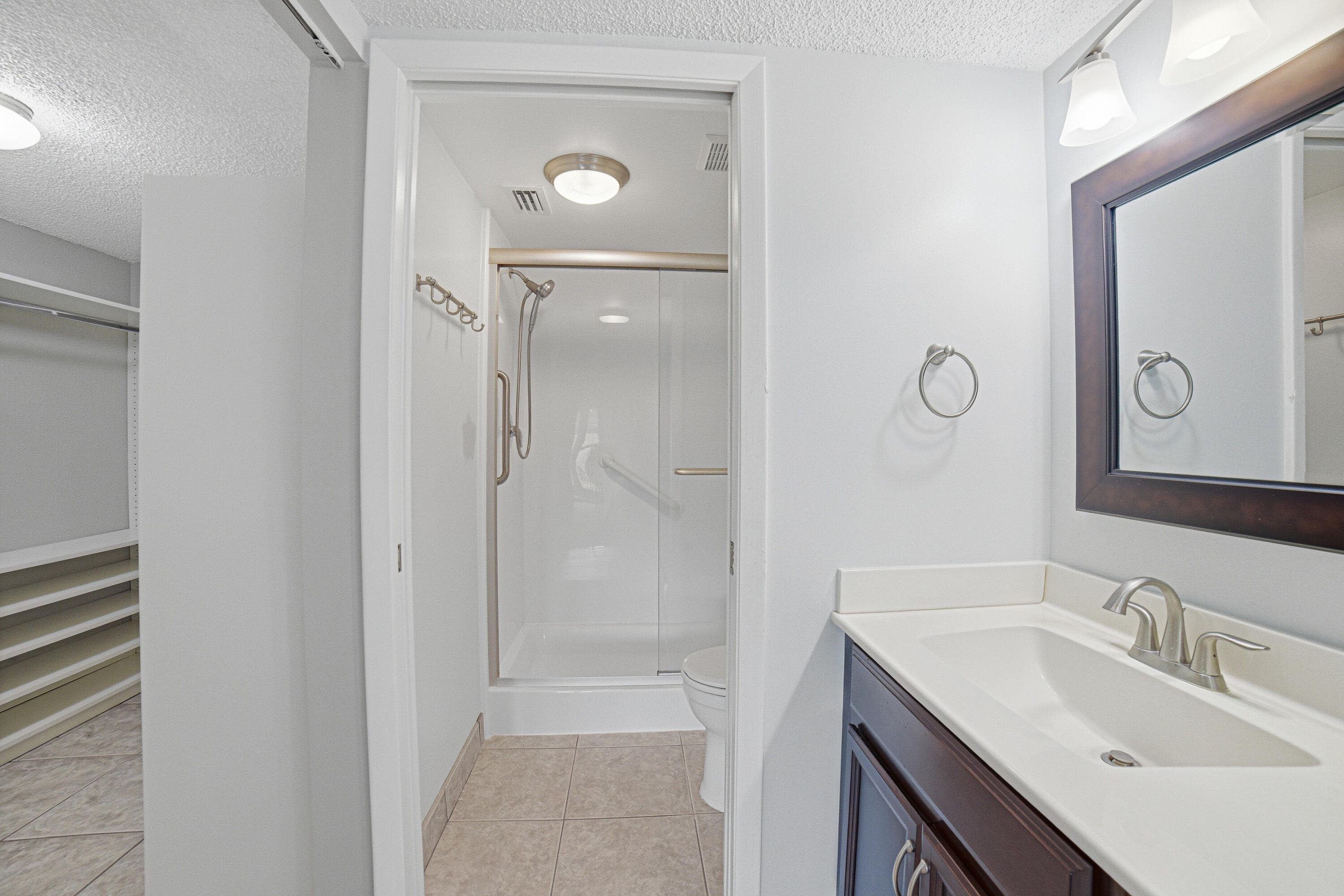 4702 E Lucerne Lakes Blvd Boulevard E 103, Lake Worth, FL 33467 — photo 12 of 30