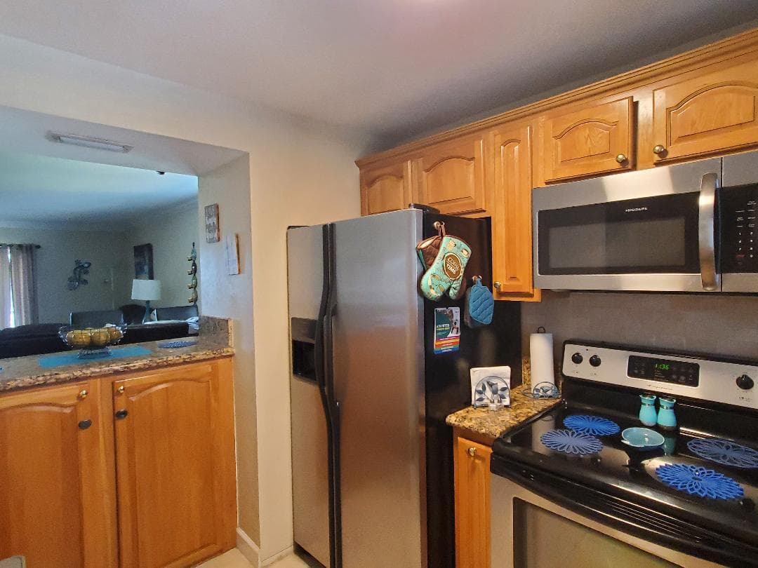 912 Pine Drive 211, Pompano Beach, FL 33060 — photo 6 of 20