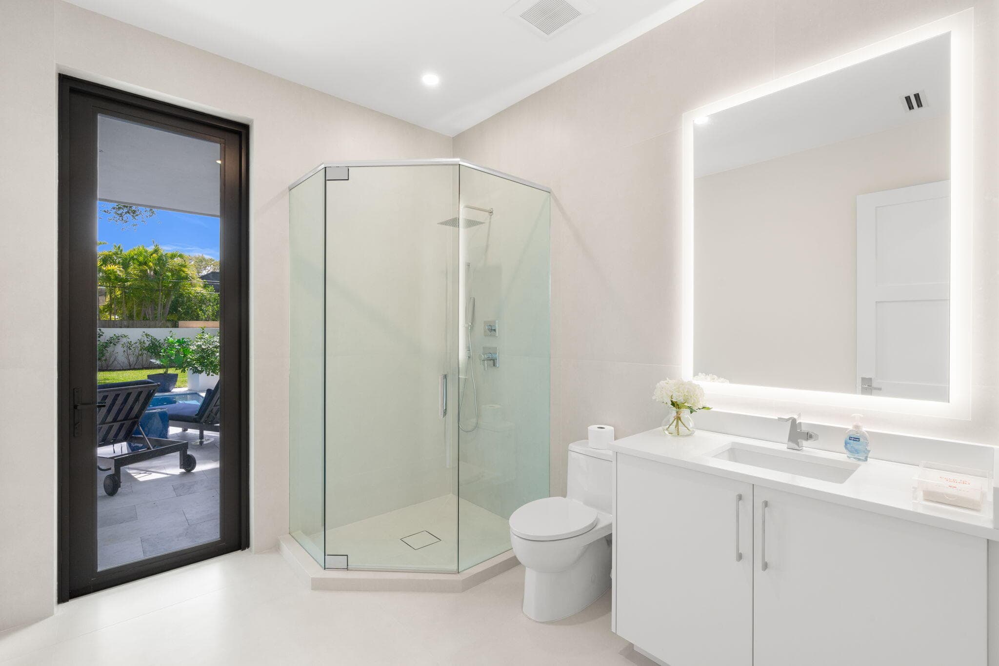 2406 NE 13th Court, Fort Lauderdale, FL 33304 — photo 11 of 75
