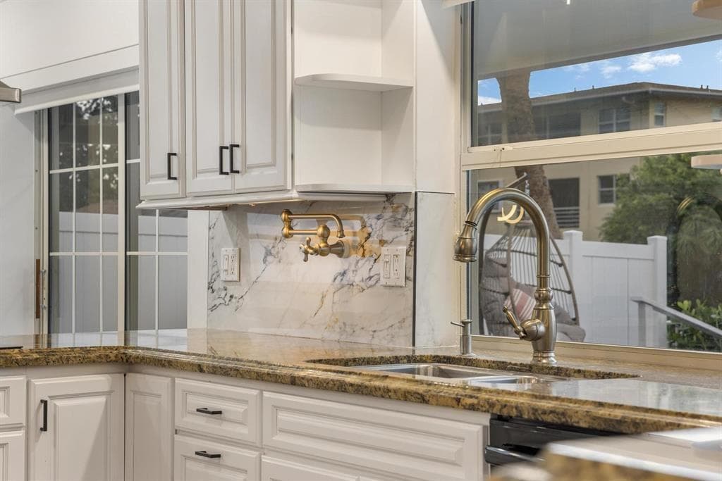 1419 NE 57th Street, Fort Lauderdale, FL 33334 — photo 4 of 29