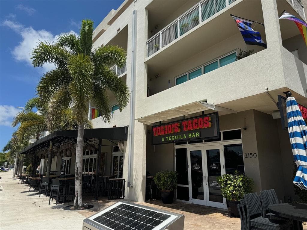 2607 NE 8th Avenue 3, Wilton Manors, FL 33334 — photo 19 of 22