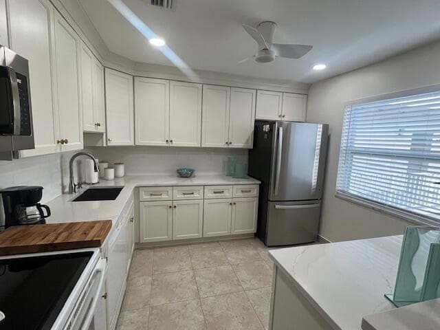 27 Capri A, Delray Beach, FL 33484 — photo 8 of 61