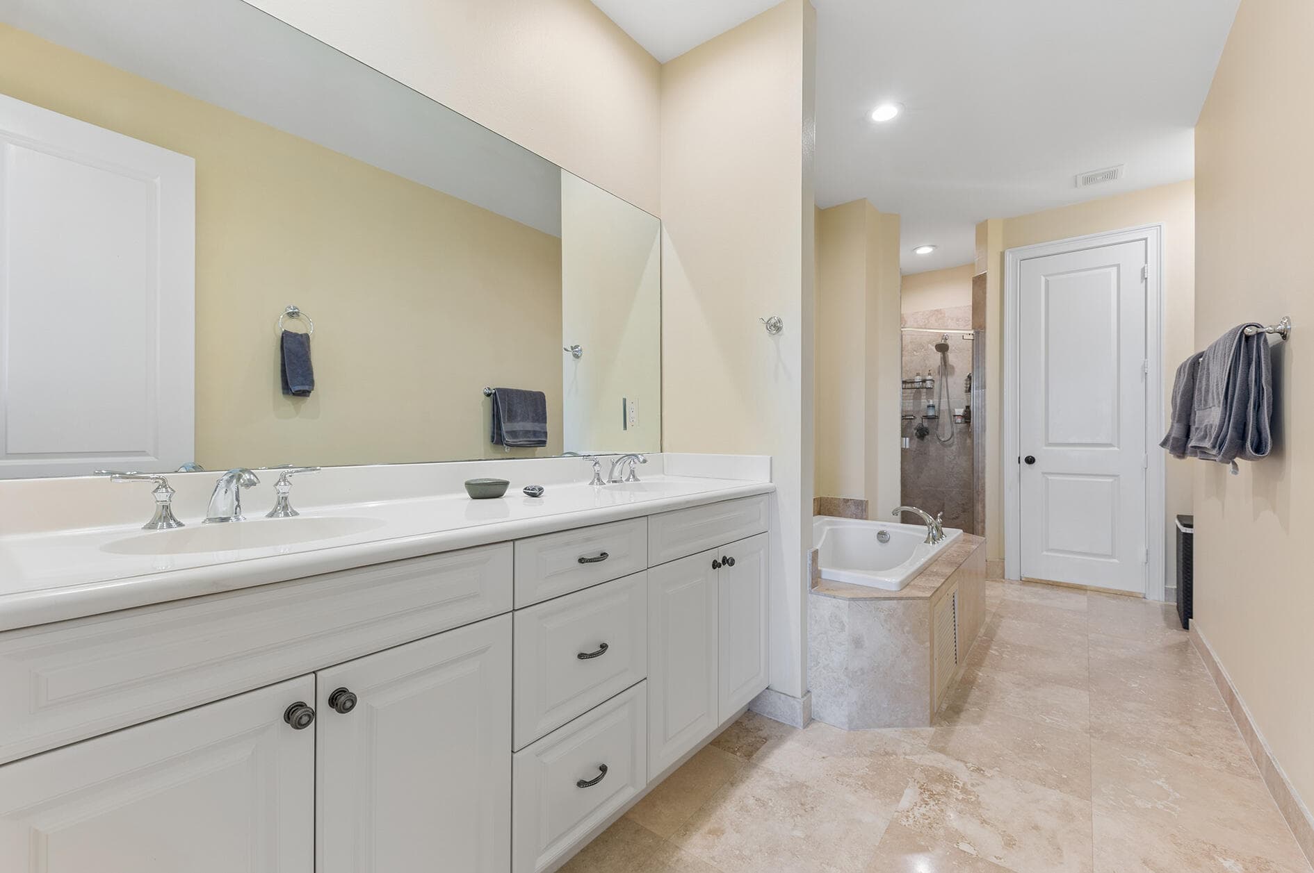 41 Via Floresta Drive, Boca Raton, FL 33487 — photo 8 of 16