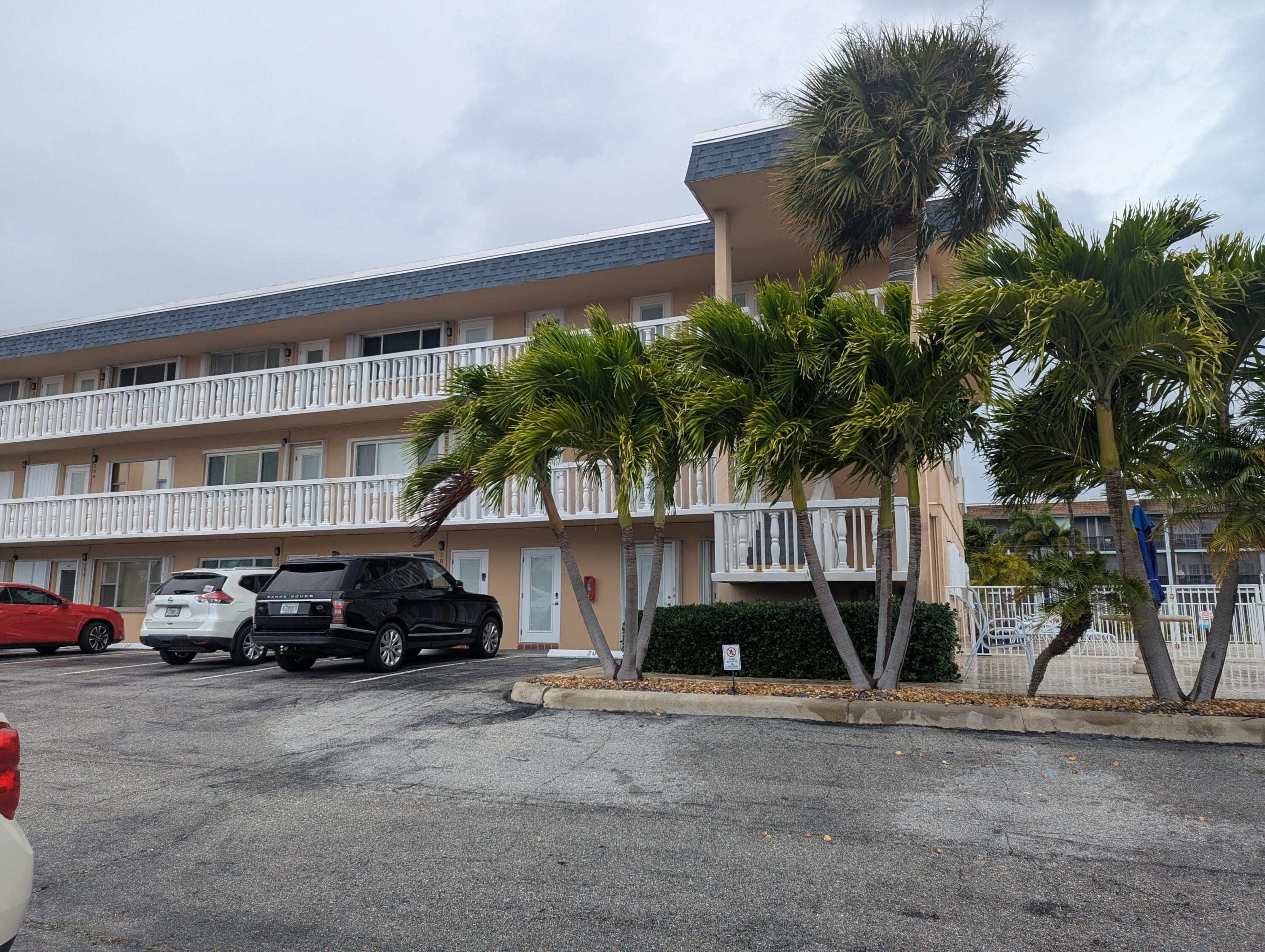 131 Doolen Court 303, North Palm Beach, FL 33408 — photo 10 of 11