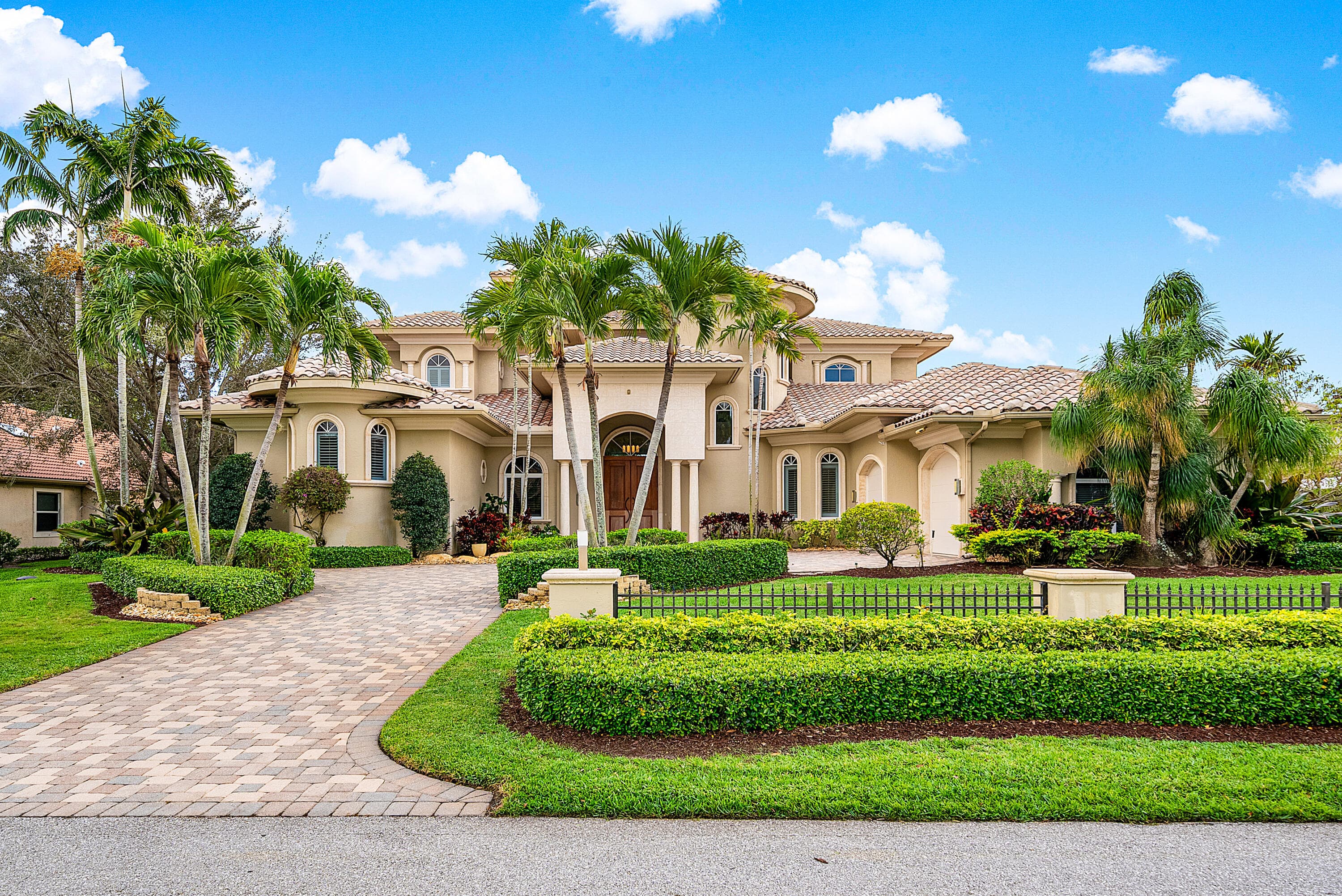 4304 Saint Andrews Drive, Boynton Beach, FL 33436 — photo 1 of 98