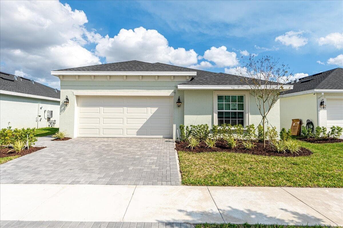 6331 Windwood Way, Port St. Lucie, FL 34987 — photo 4 of 32