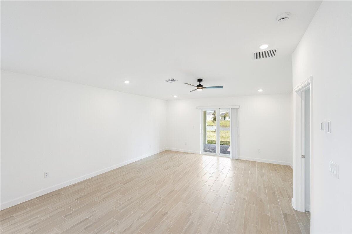 6331 Windwood Way, Port St. Lucie, FL 34987 — photo 12 of 32