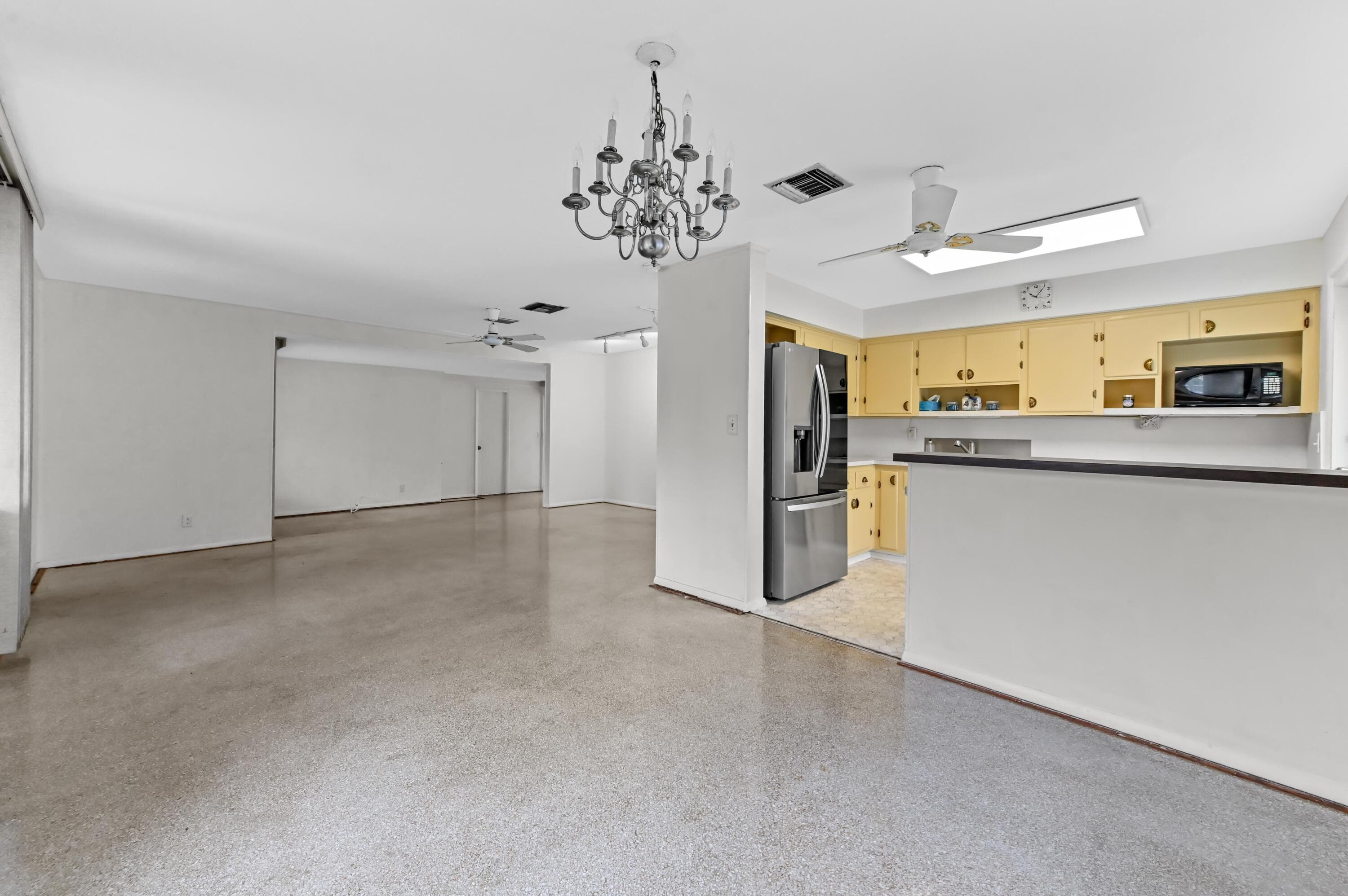 1727 NE 37th Street, Oakland Park, FL 33334 — photo 7 of 34
