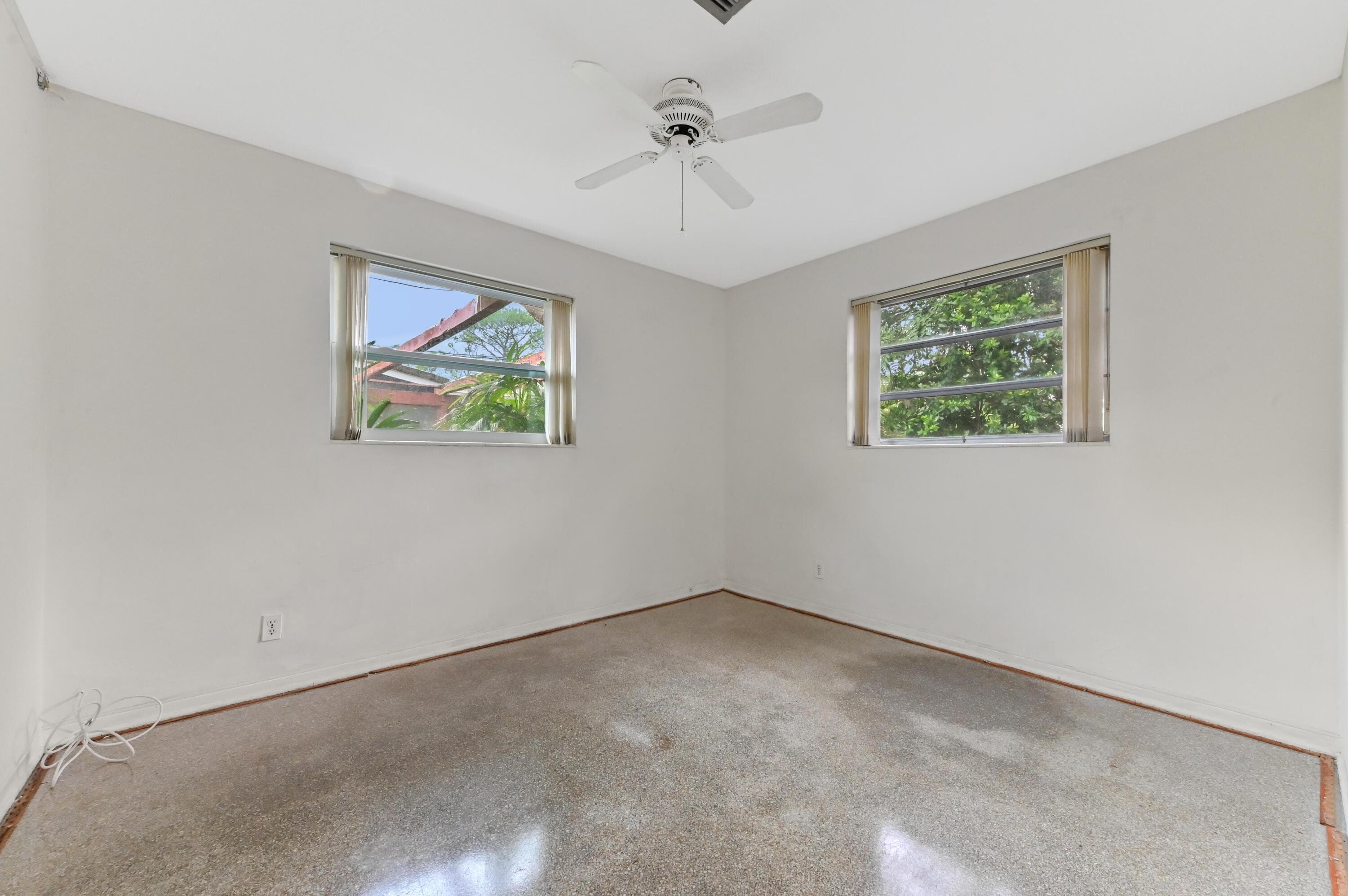1727 NE 37th Street, Oakland Park, FL 33334 — photo 18 of 34