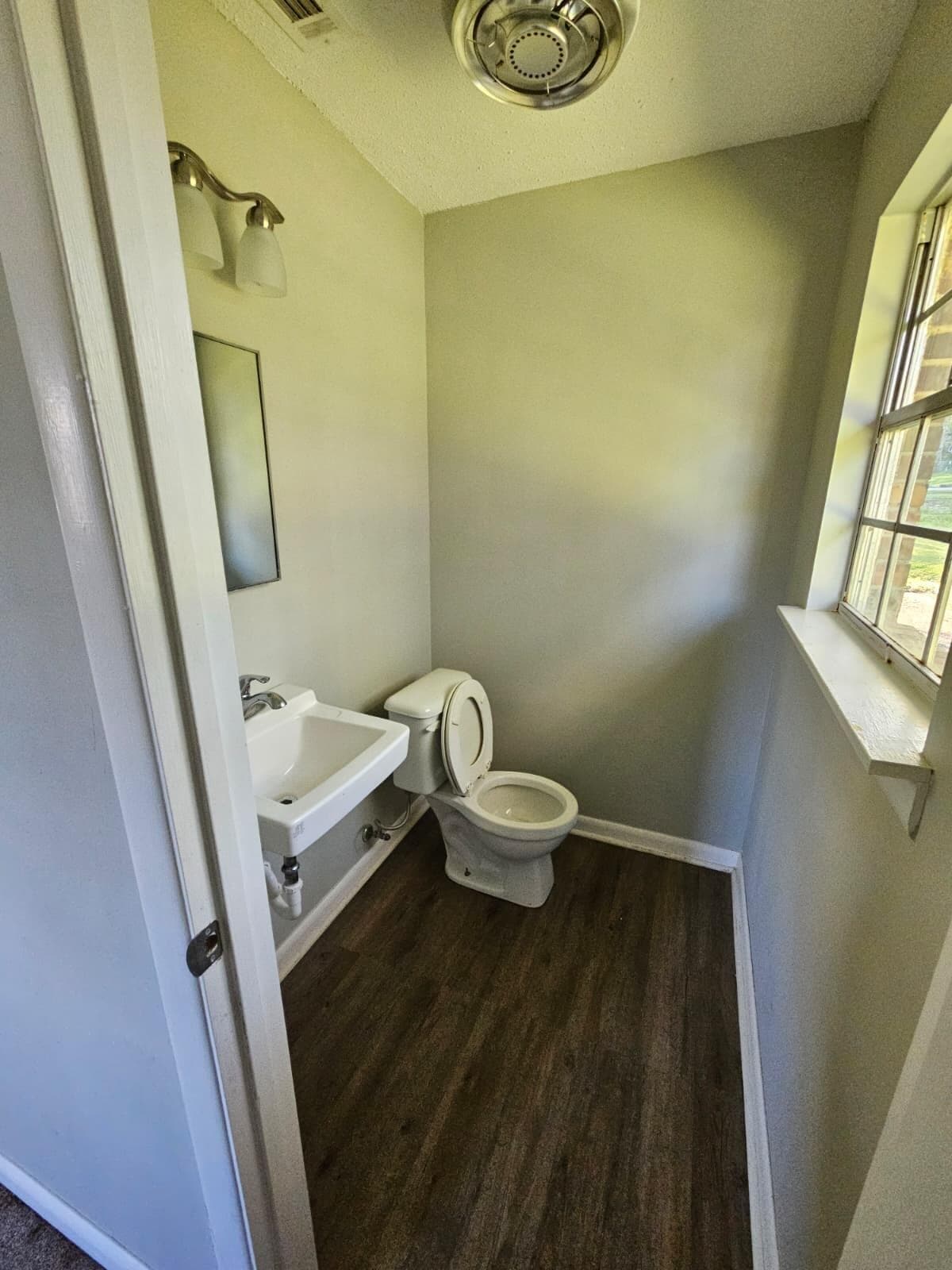 503 Martin Luther King Junior Avenue, Bonifay, FL 32425 — photo 10 of 15