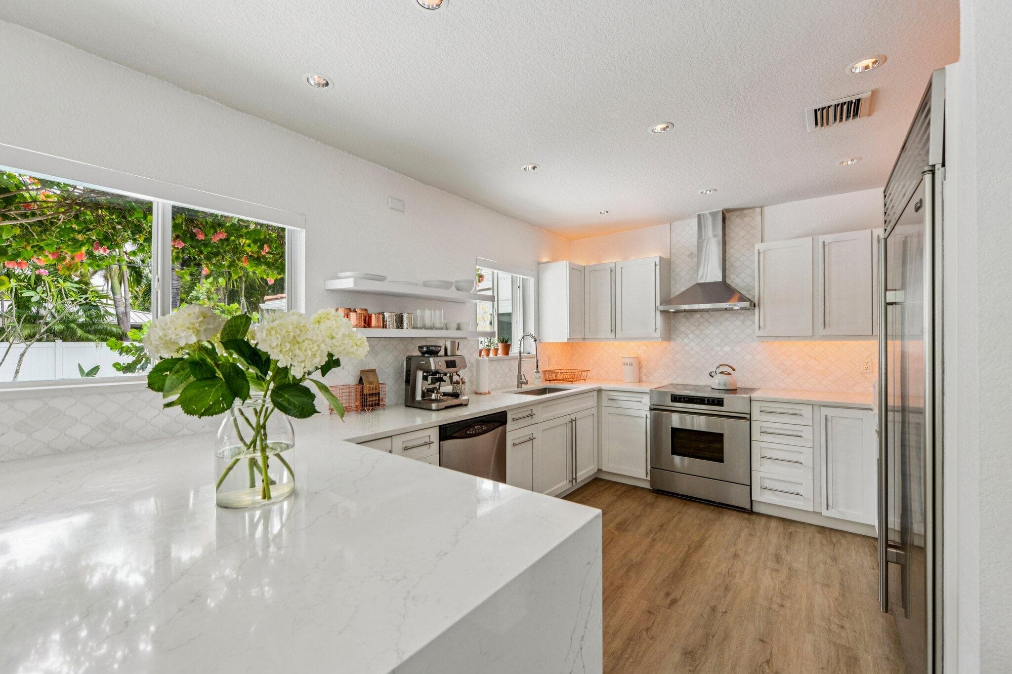 1910 NE 17th Terrace, Fort Lauderdale, FL 33305 — photo 20 of 61