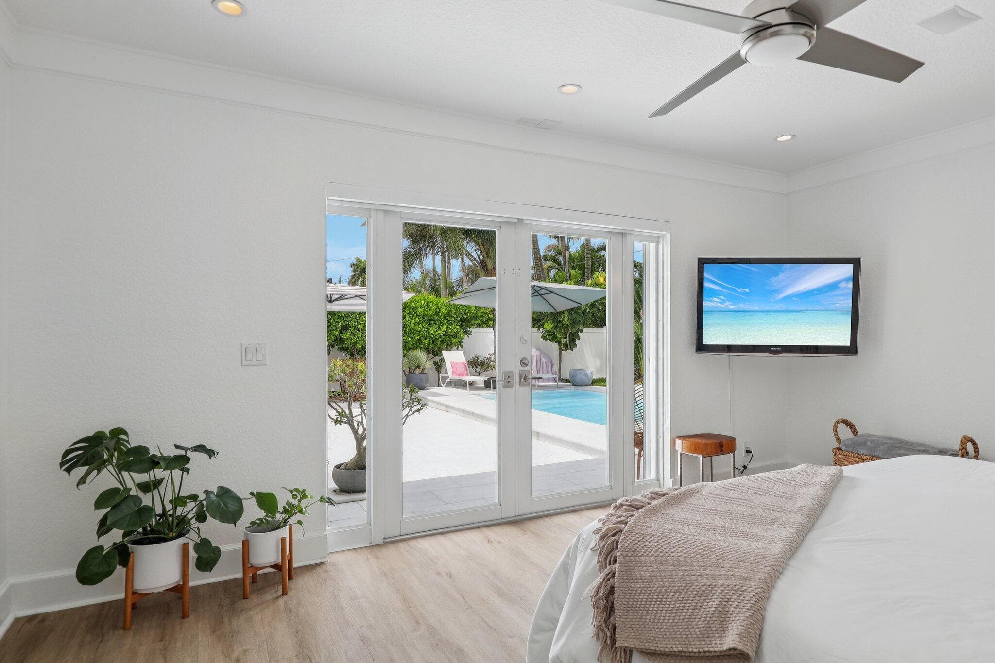 1910 NE 17th Terrace, Fort Lauderdale, FL 33305 — photo 32 of 61