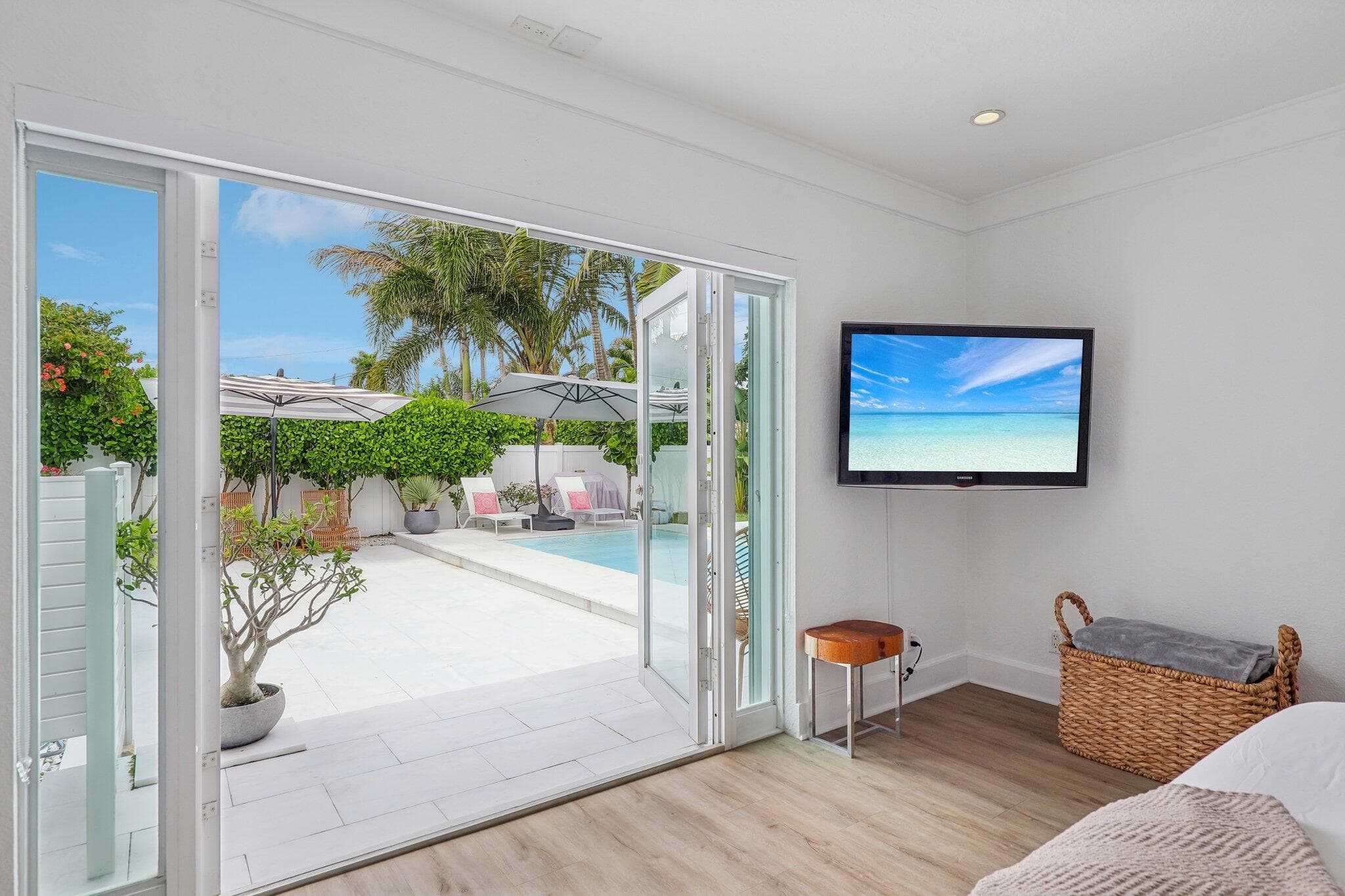 1910 NE 17th Terrace, Fort Lauderdale, FL 33305 — photo 34 of 61