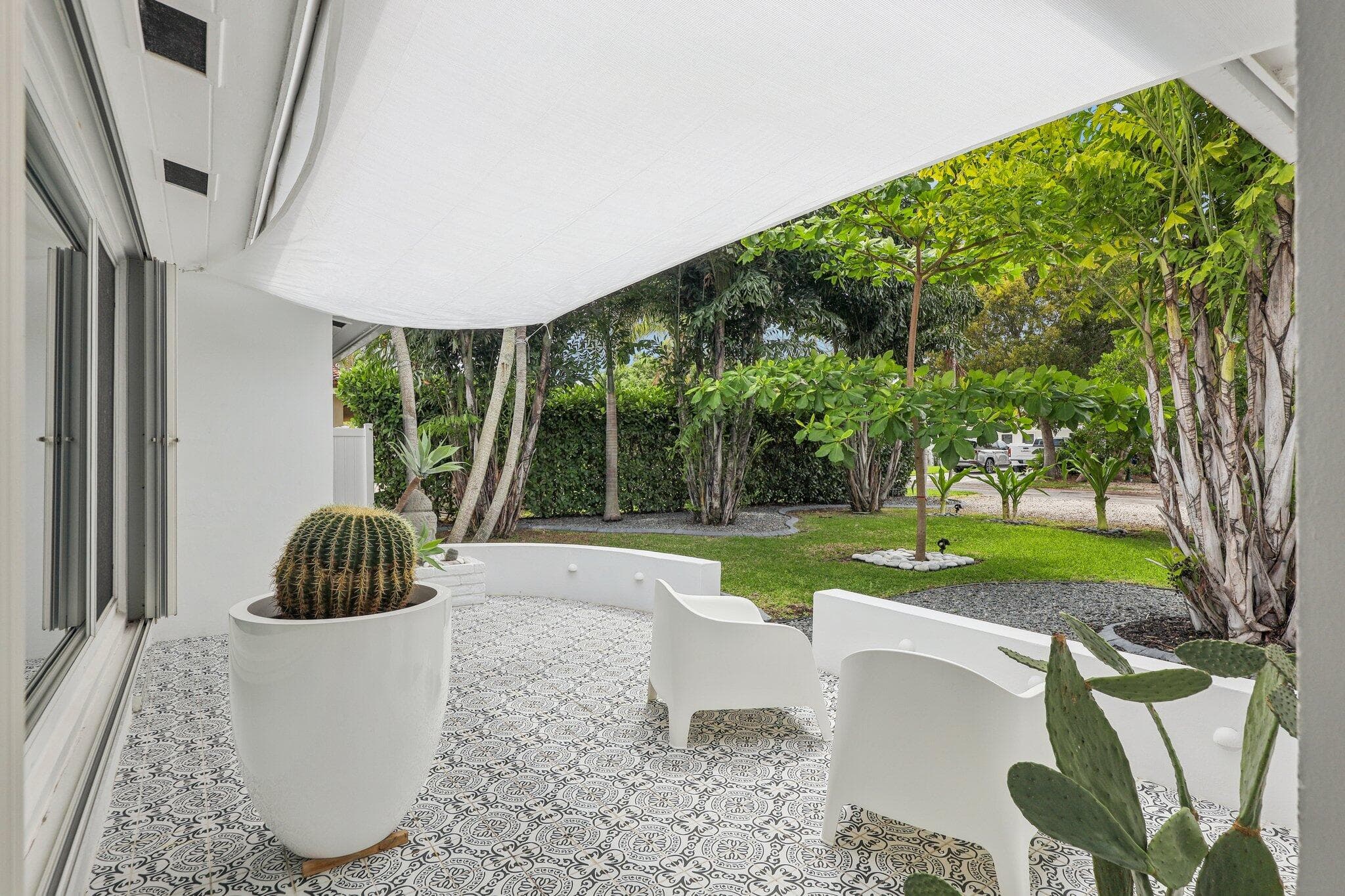 1910 NE 17th Terrace, Fort Lauderdale, FL 33305 — photo 10 of 61