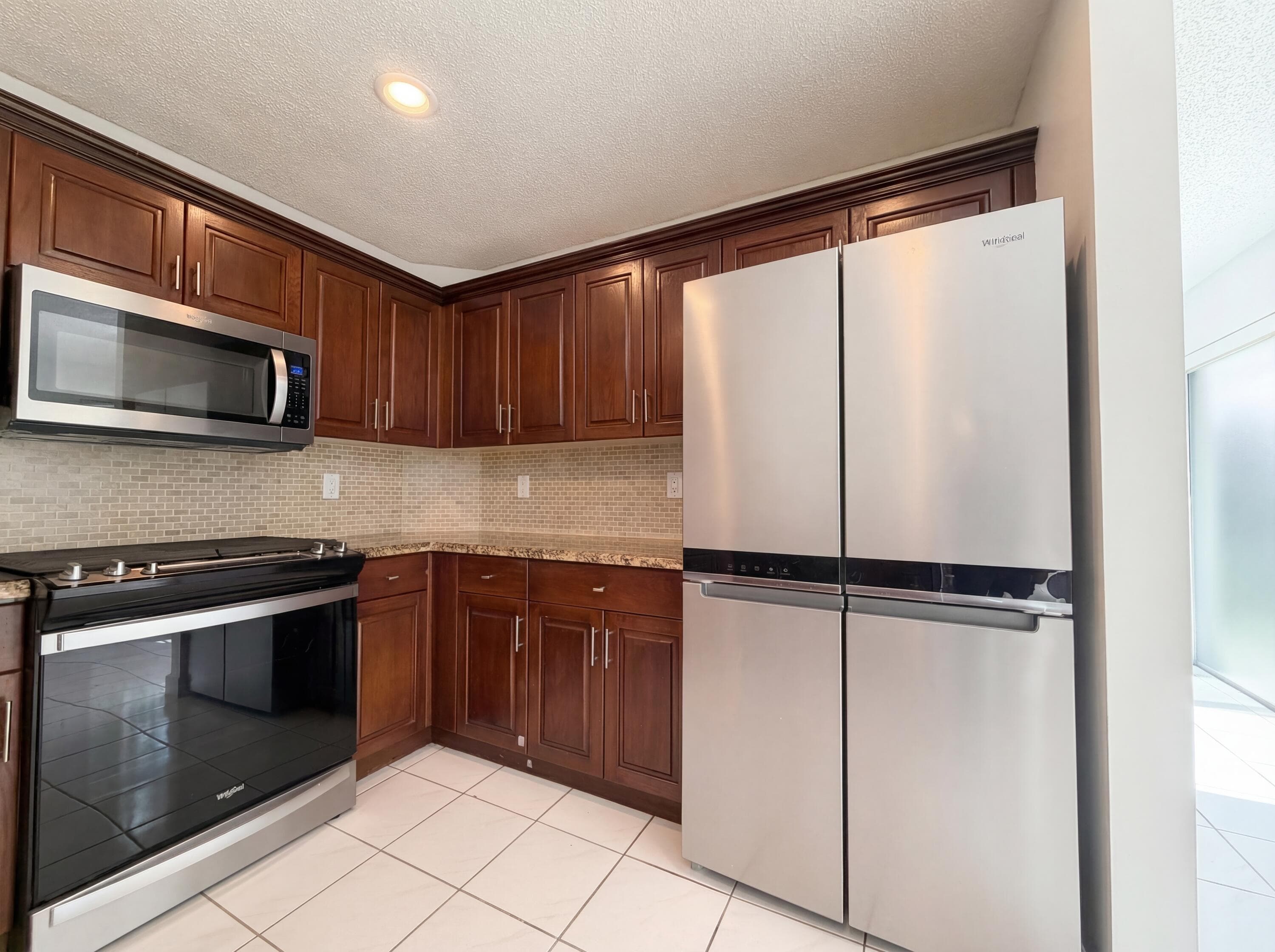 73 Gables Boulevard, Weston, FL 33326 — photo 2 of 20