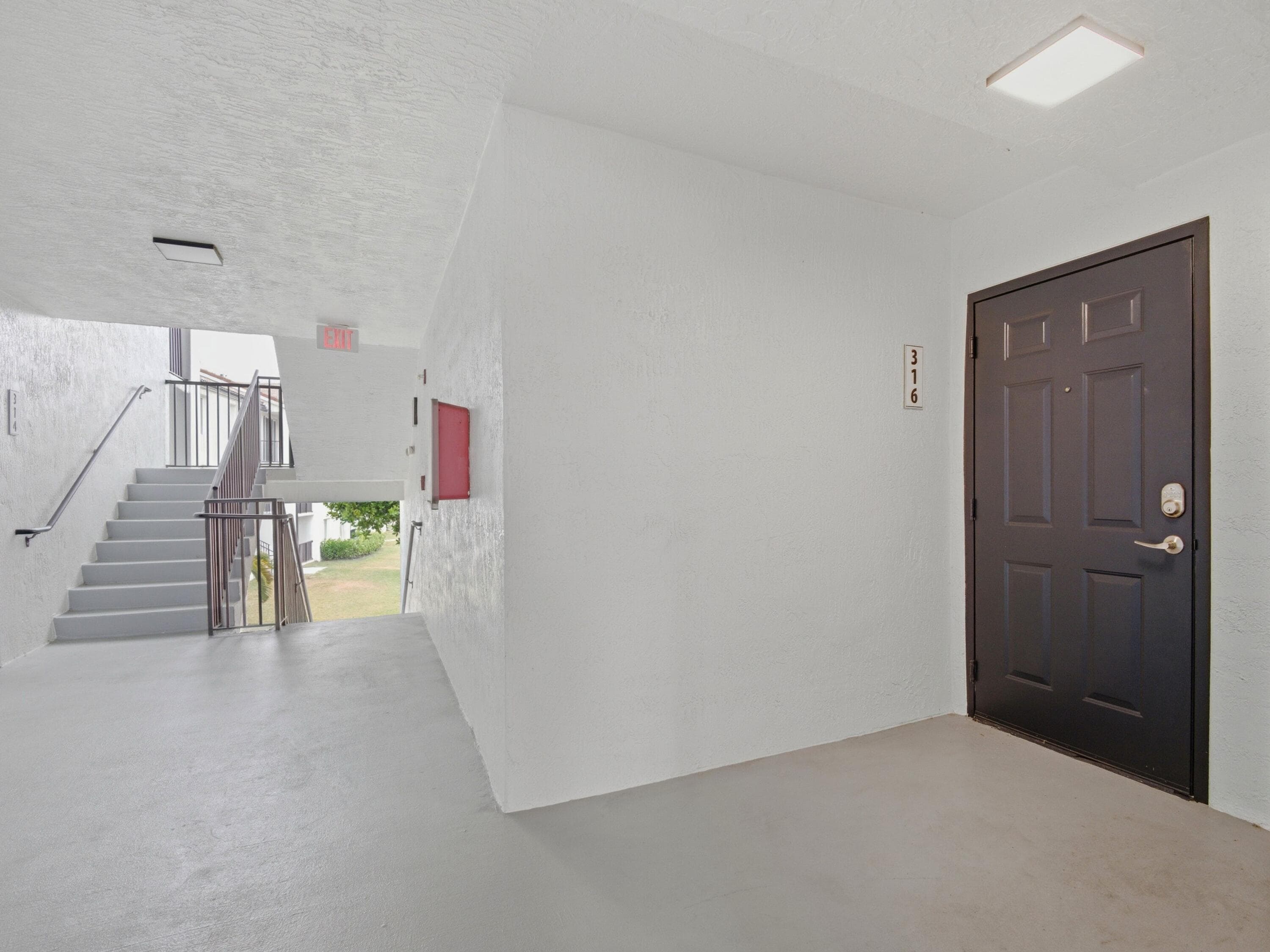 316 Villa Circle, Boynton Beach, FL 33435 — photo 23 of 41