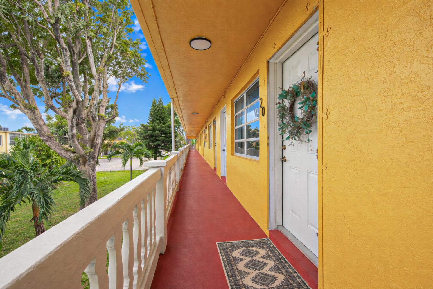 115 NE 202nd Terrace M20, Miami Gardens, FL 33179 — photo 1 of 26