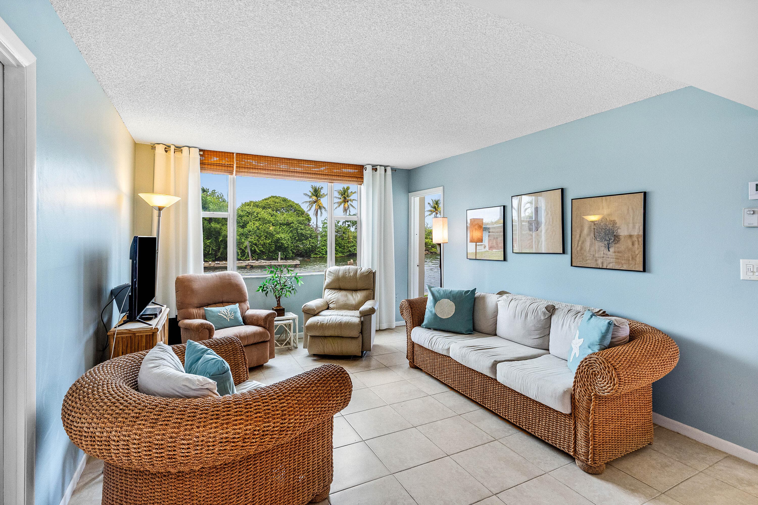 1820 New Palm Way 103, Boynton Beach, FL 33435 — photo 1 of 26