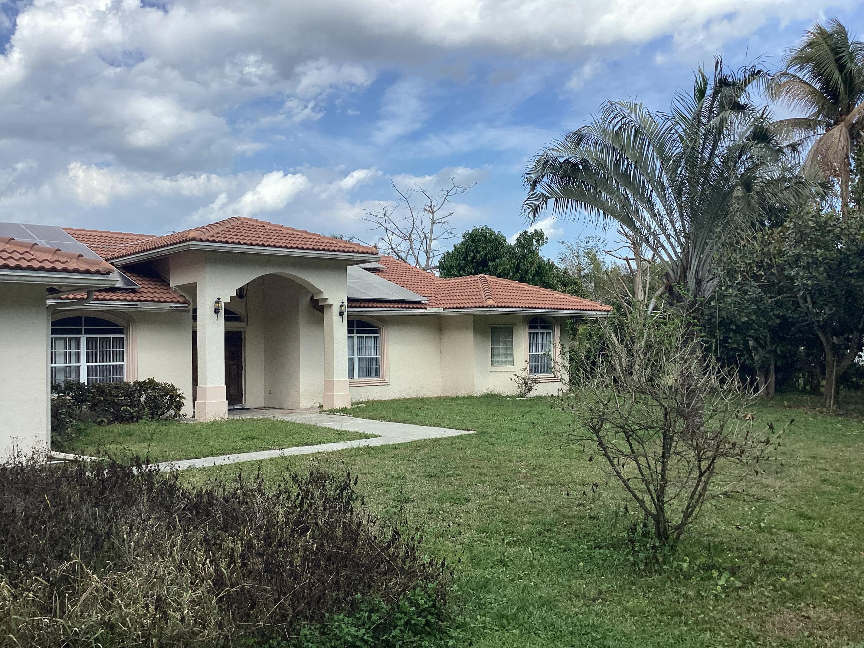 12173 N 88th Pl Place N 1, The Acreage, FL 33412 — photo 2 of 4