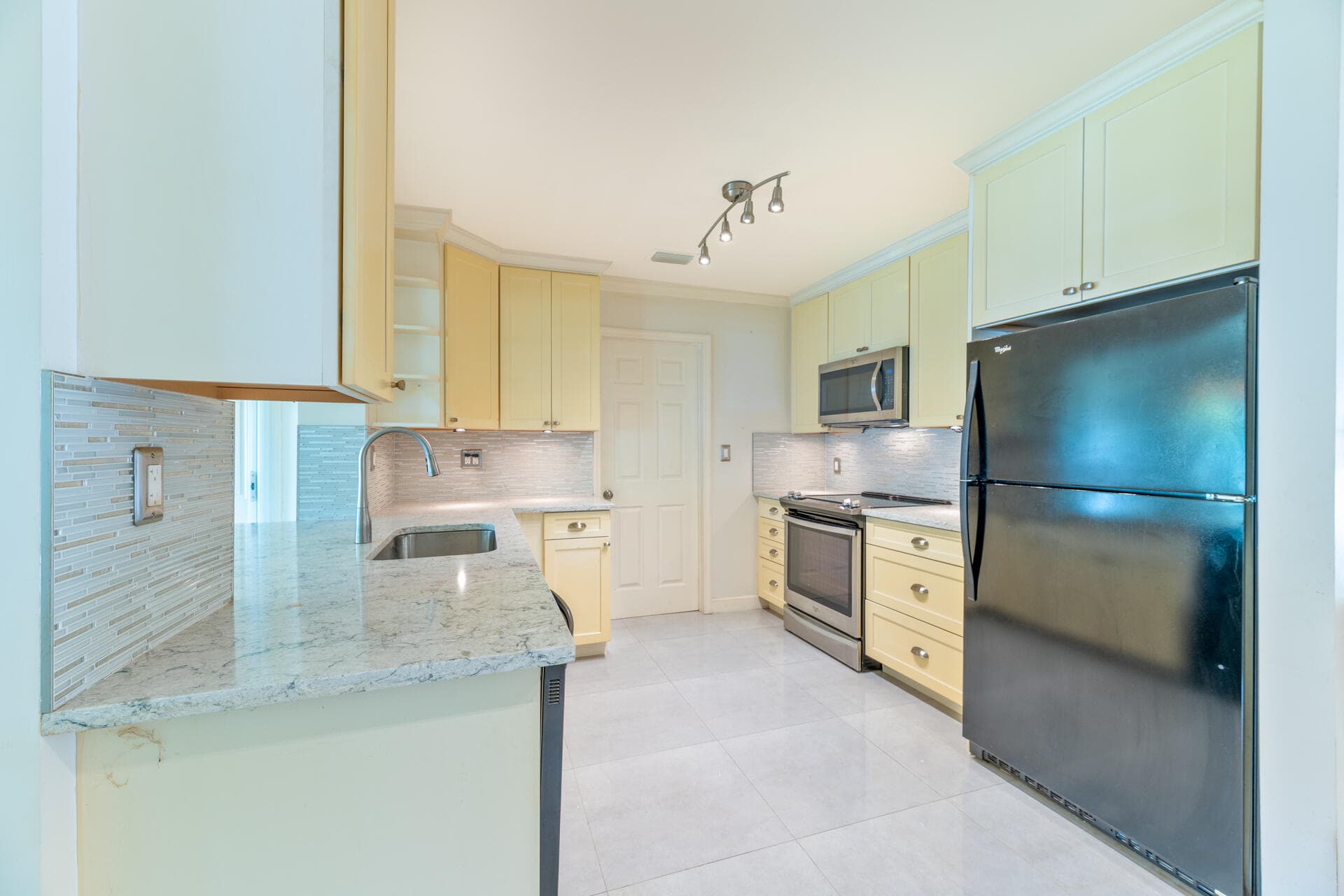 4812 NW 49th Drive, Tamarac, FL 33319 — photo 12 of 28