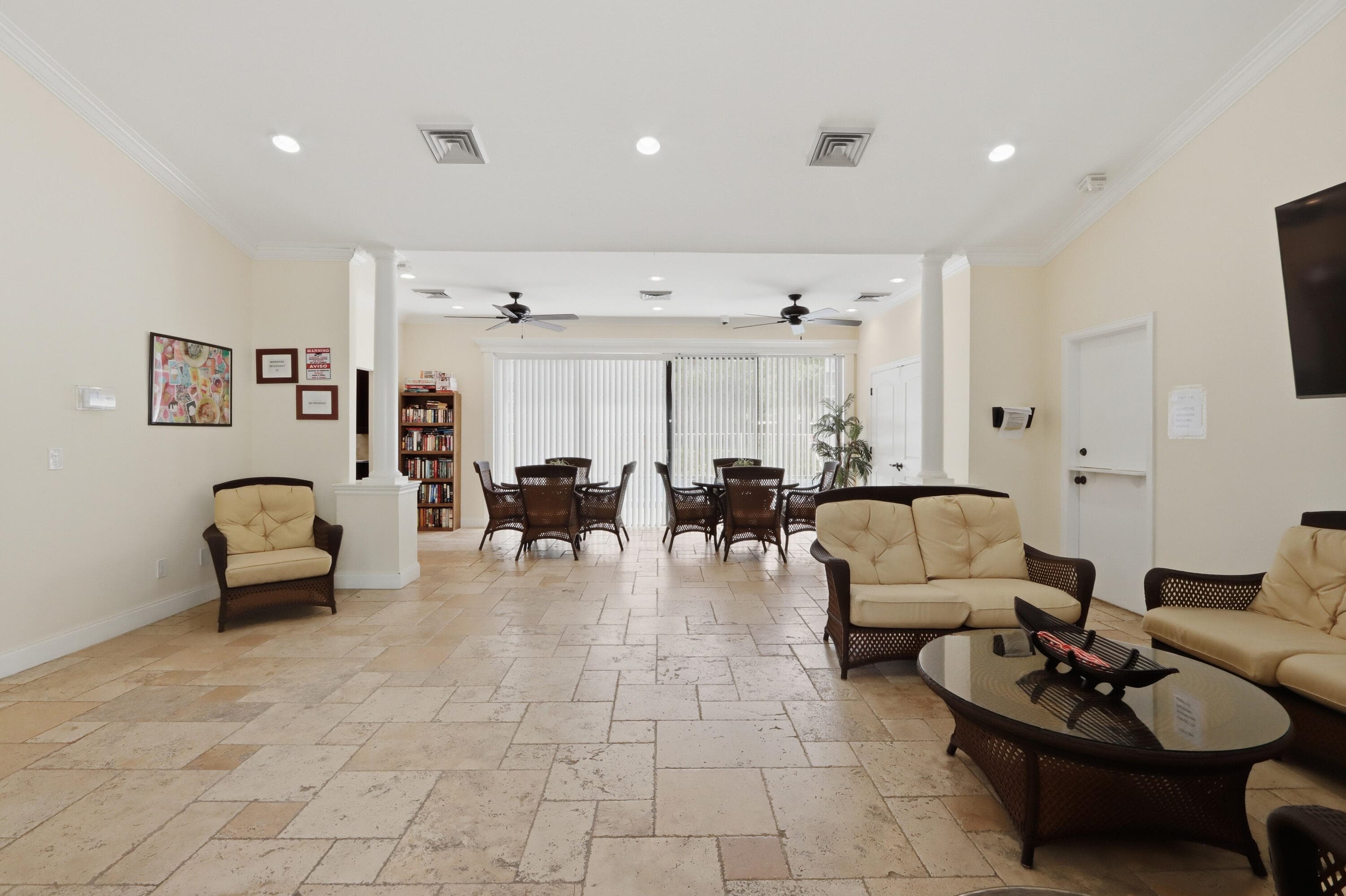 6133 Balboa Circle 302, Boca Raton, FL 33433 — photo 32 of 46