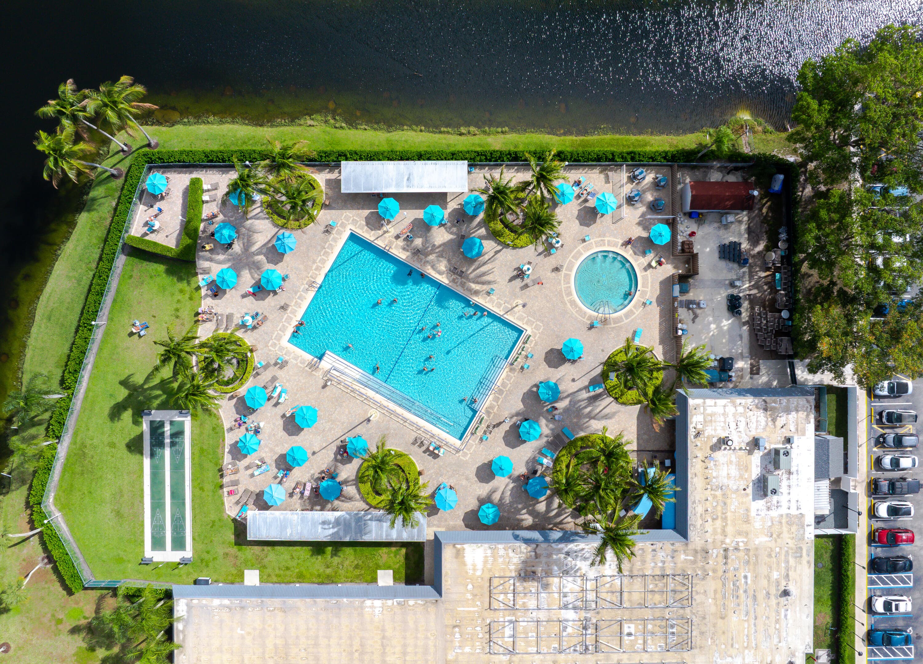 233 Brittany E, Delray Beach, FL 33446 — photo 2 of 38
