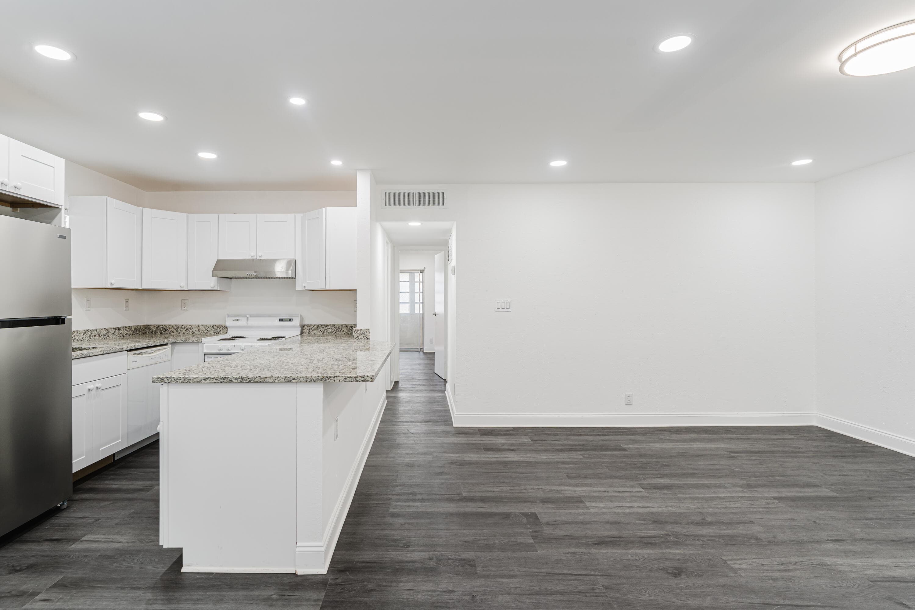 233 Brittany E, Delray Beach, FL 33446 — photo 8 of 38