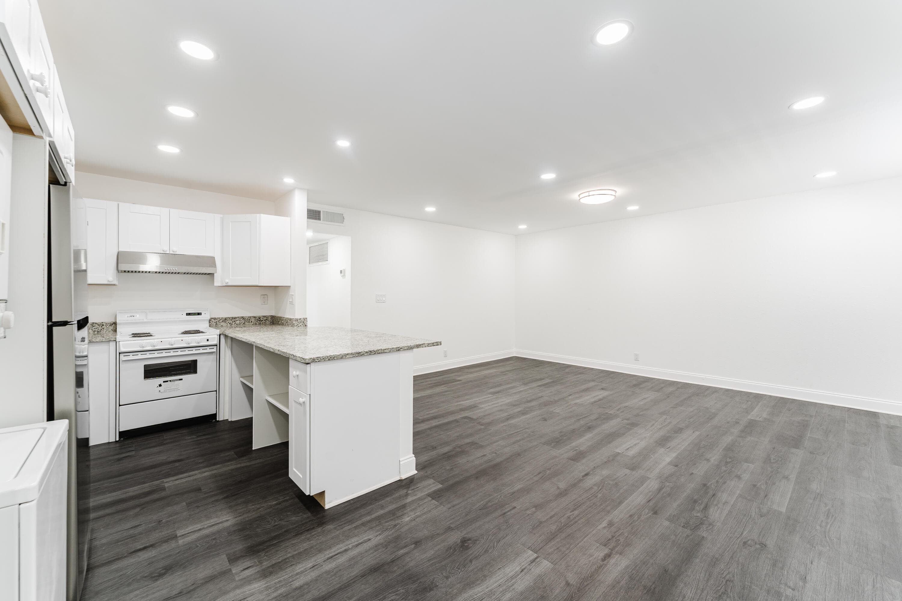 233 Brittany E, Delray Beach, FL 33446 — photo 9 of 38
