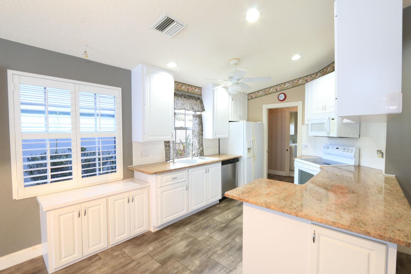 1220 NW Bentley Circle B, Port St. Lucie, FL 34986 — photo 7 of 41