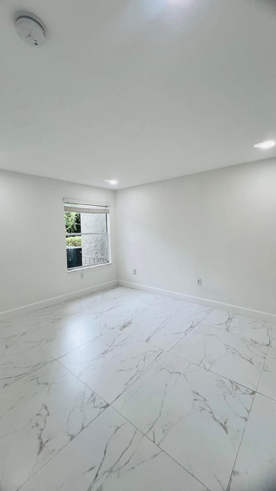 1401 Village Boulevard 2012, West Palm Beach, FL 33409 — photo 11 of 19