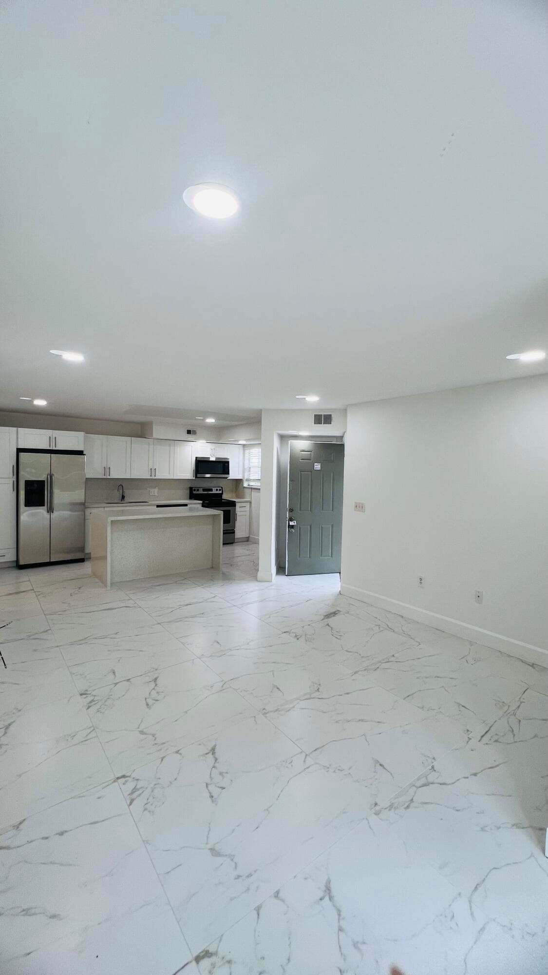 1401 Village Boulevard 2012, West Palm Beach, FL 33409 — photo 8 of 19