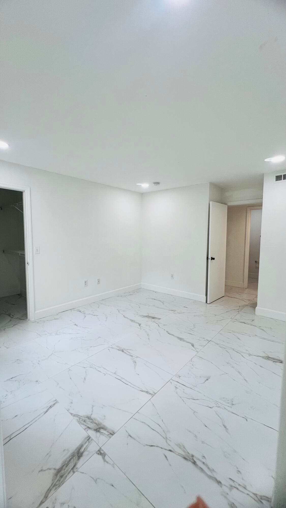 1401 Village Boulevard 2012, West Palm Beach, FL 33409 — photo 13 of 19