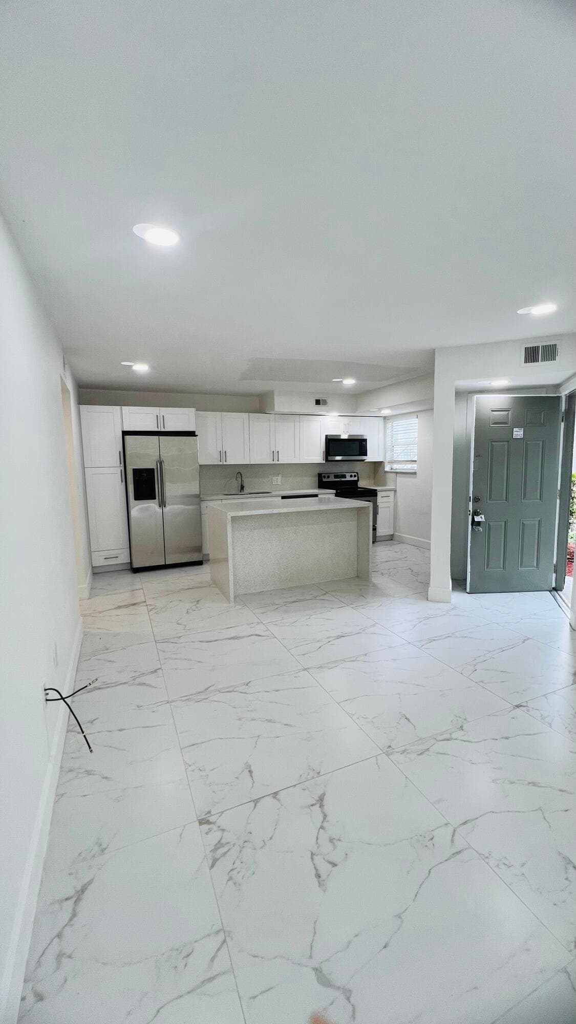 1401 Village Boulevard 2012, West Palm Beach, FL 33409 — photo 7 of 19