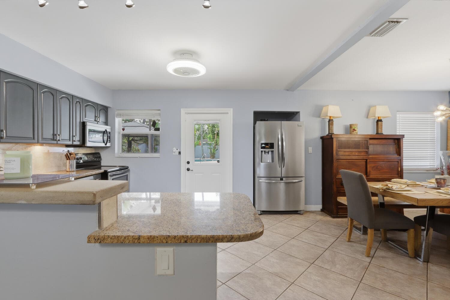 720 NE 7th Street, Pompano Beach, FL 33060 — photo 18 of 35