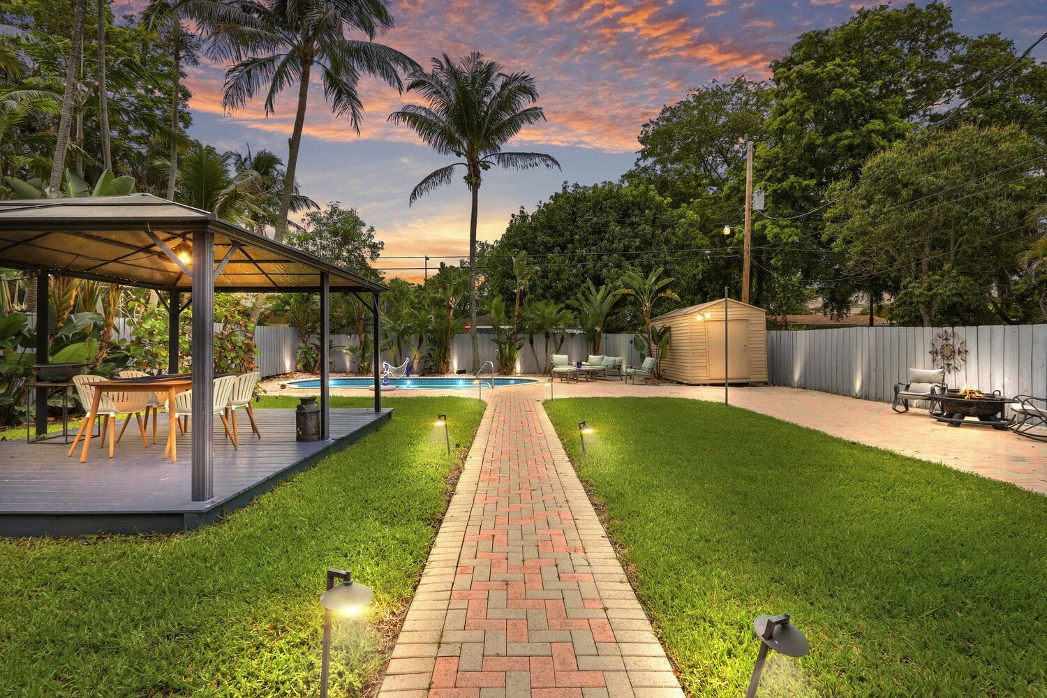 720 NE 7th Street, Pompano Beach, FL 33060 — photo 1 of 35