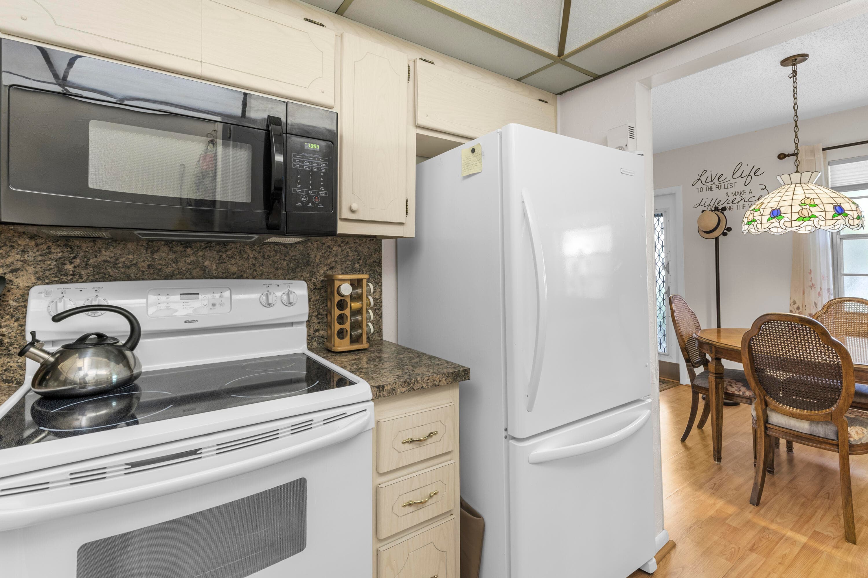 266 Ventnor S, Deerfield Beach, FL 33442 — photo 11 of 41