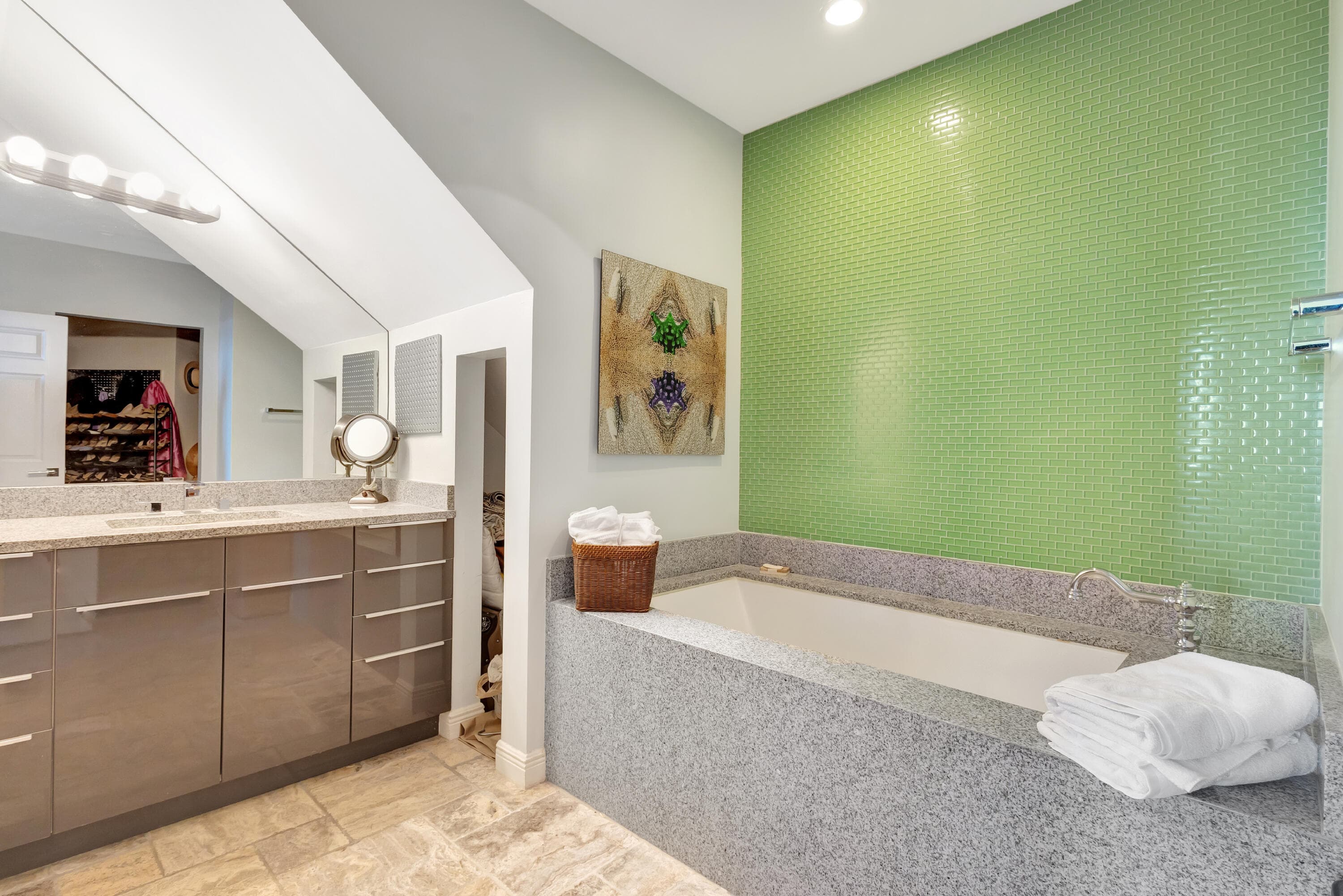 410 Evernia Street 801, West Palm Beach, FL 33401 — photo 18 of 39