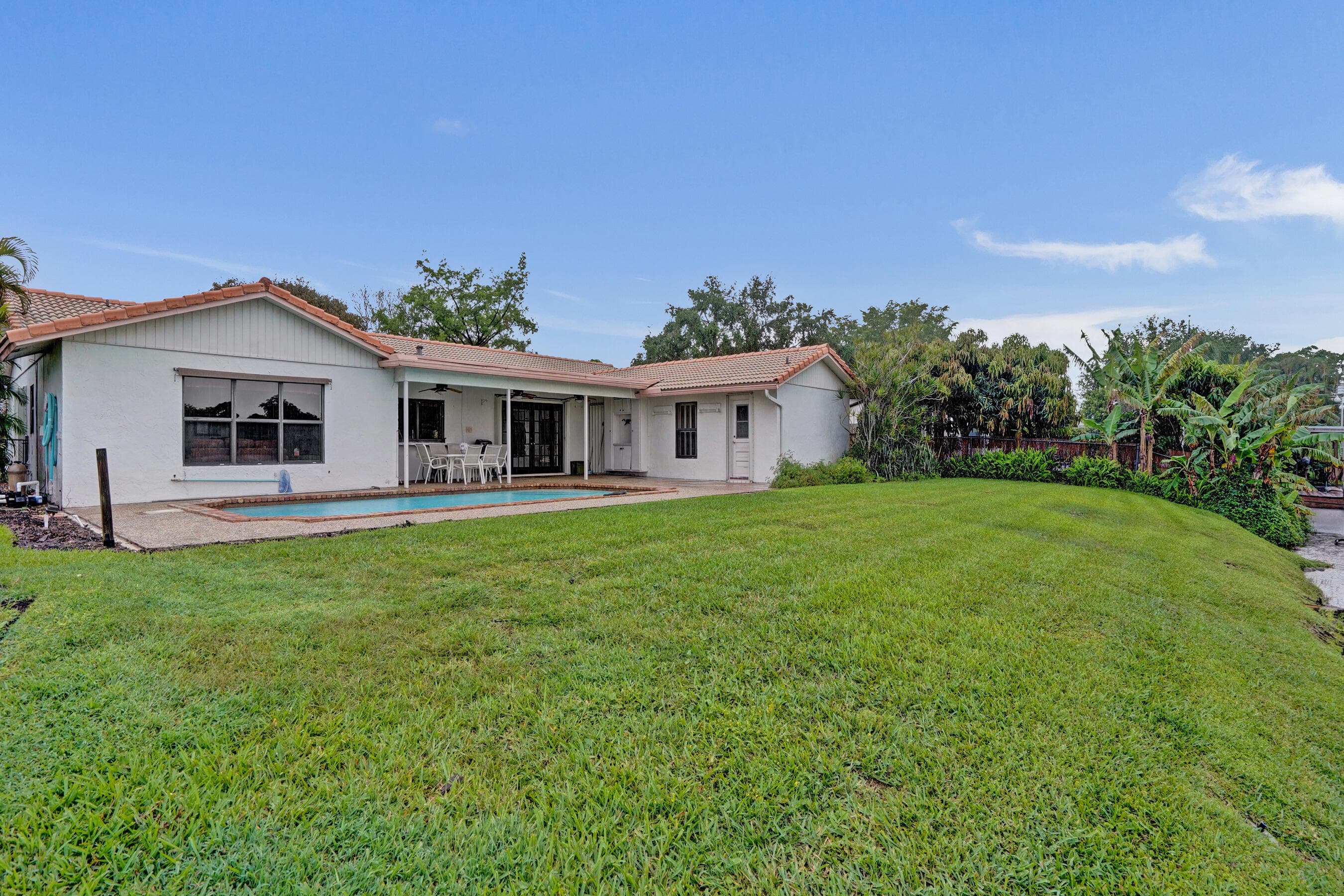 1721 SW 69th Avenue, Plantation, FL 33317 — photo 25 of 30