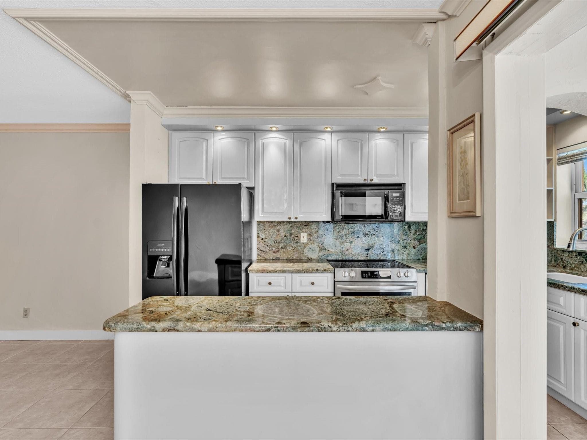 2000 Diana Drive, Hallandale Beach, FL 33009 — photo 21 of 65